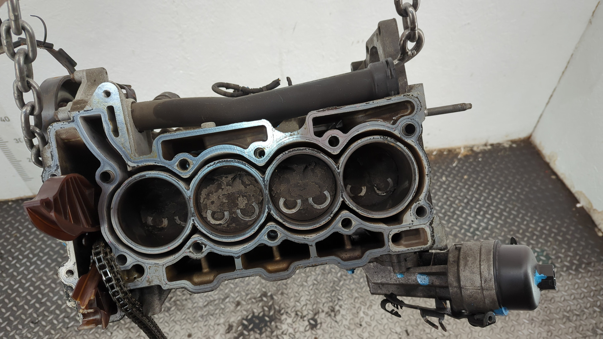 Блок двигателя