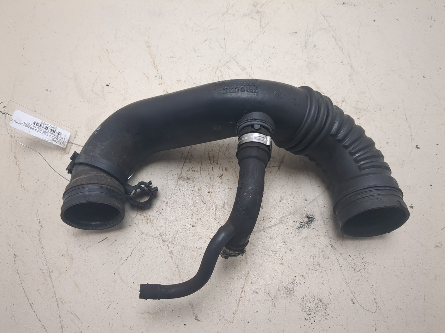 Патрубок воздушного фильтра