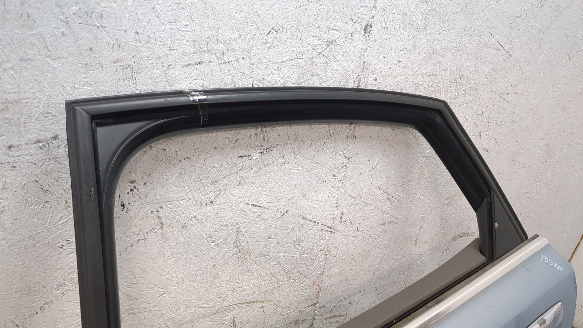 Дверь задняя левая