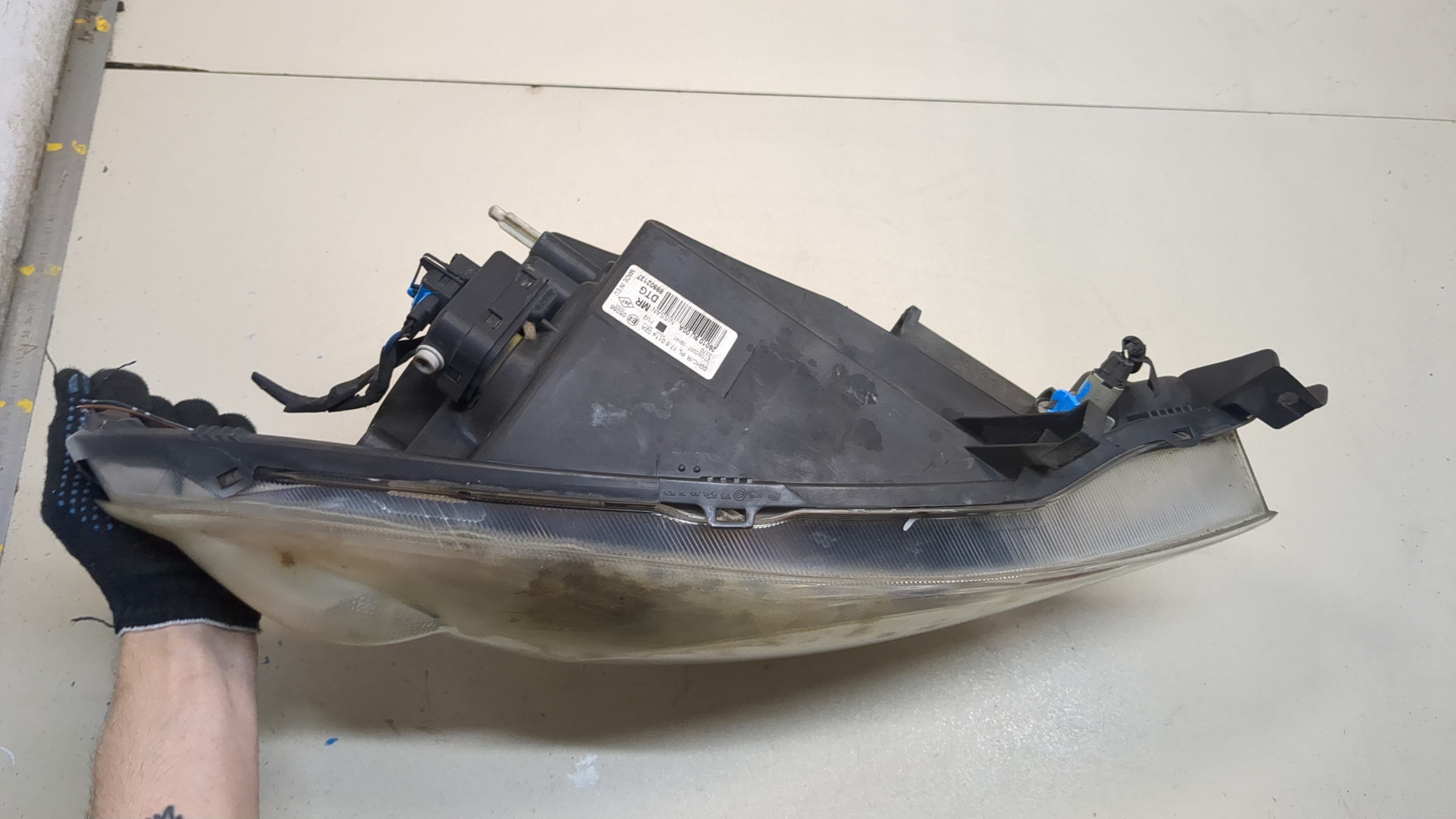 Фара правая