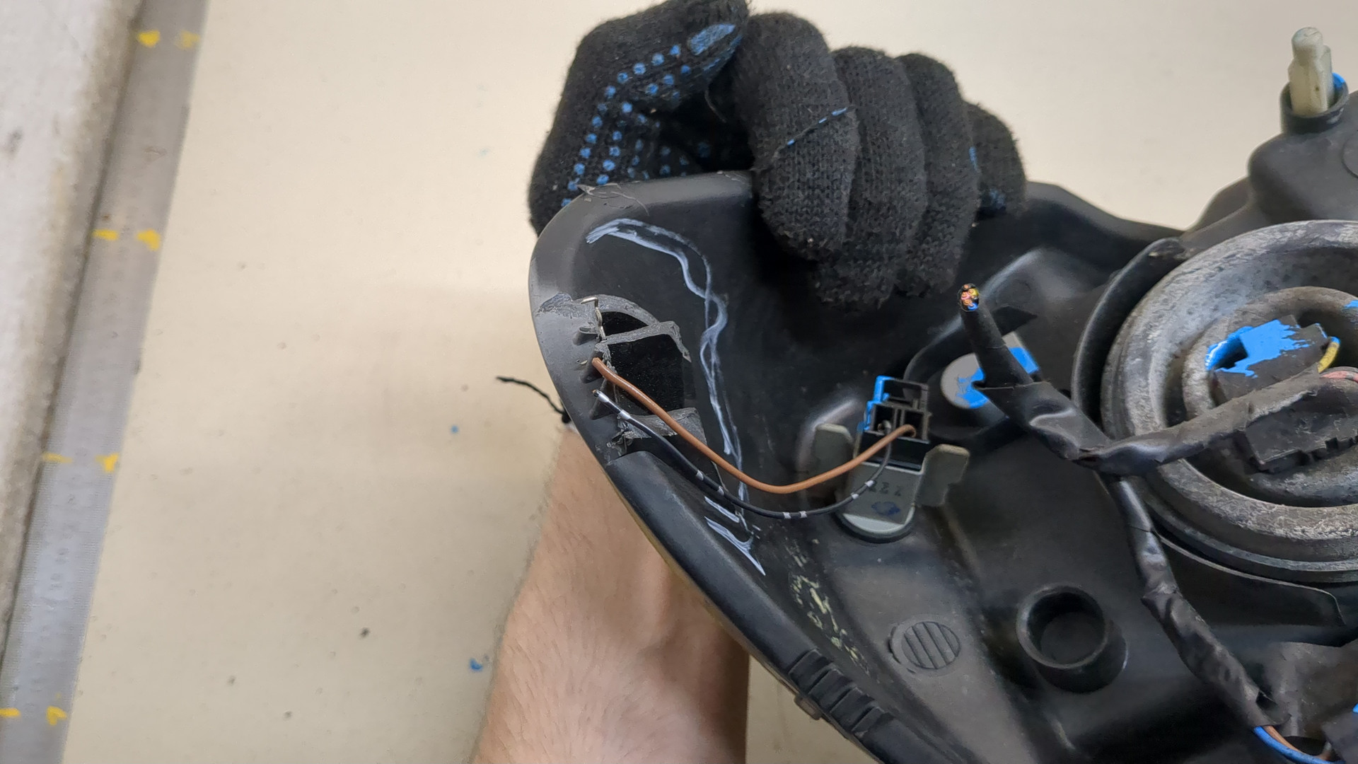 Фара правая