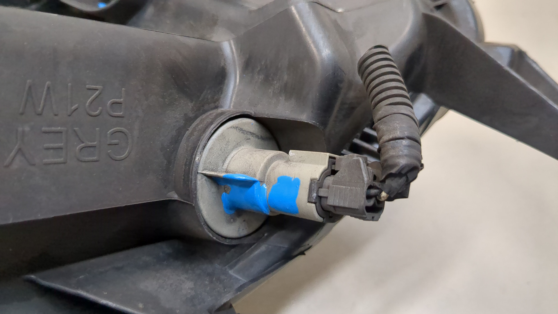 Фара правая