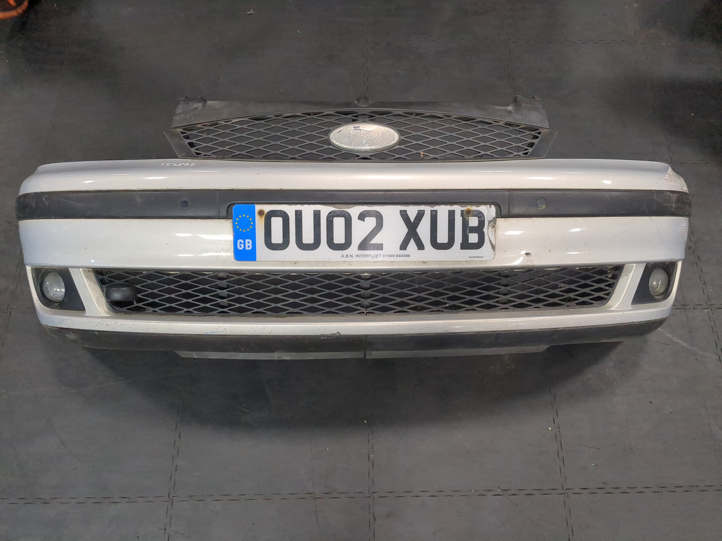 Бампер передний