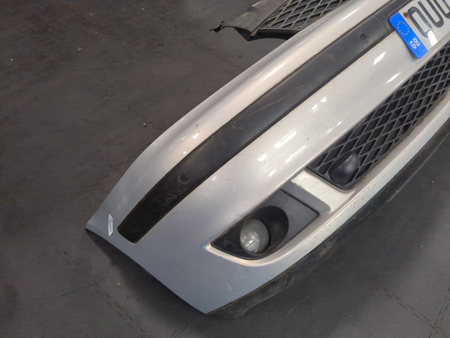 Бампер передний