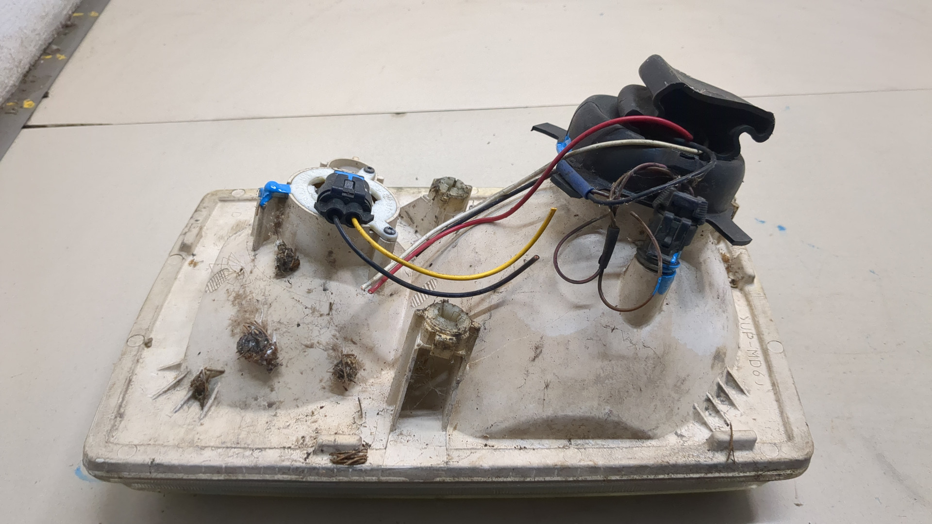 Фара правая