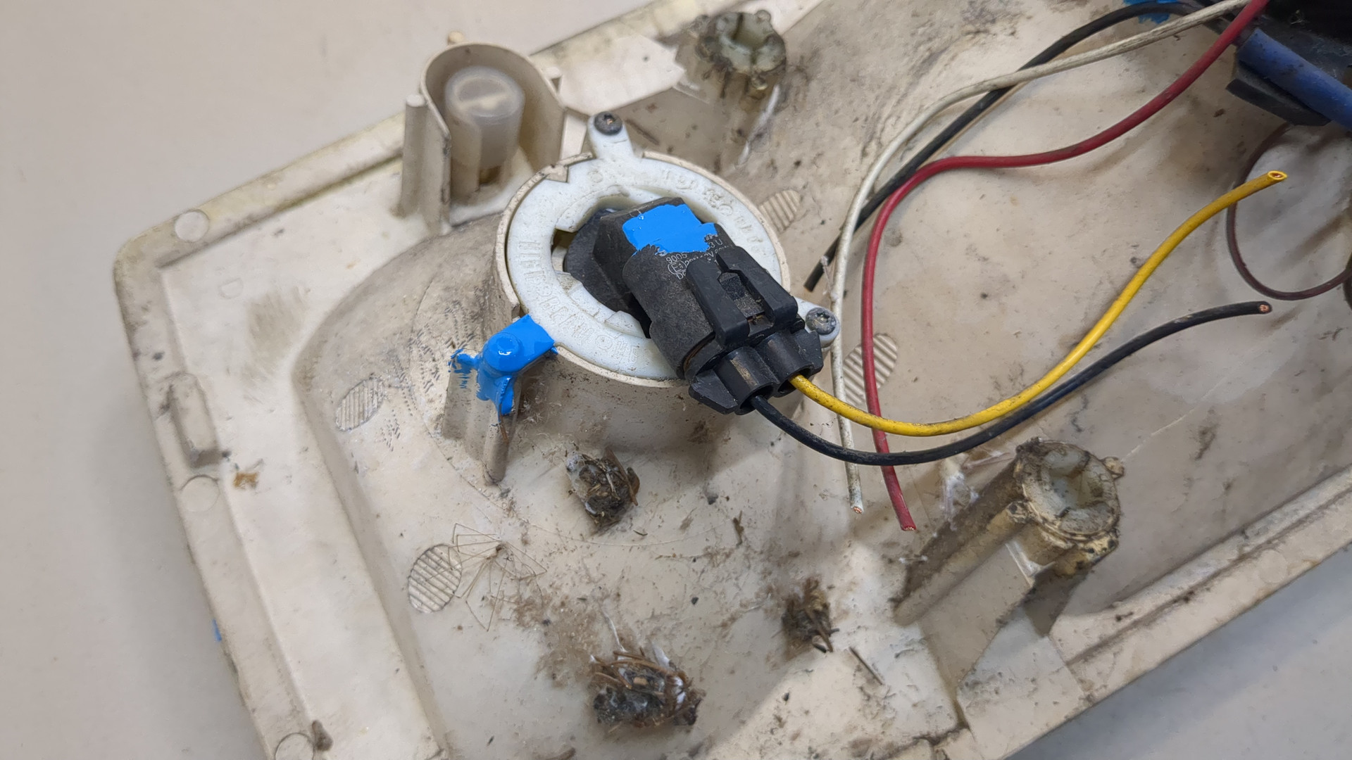 Фара правая