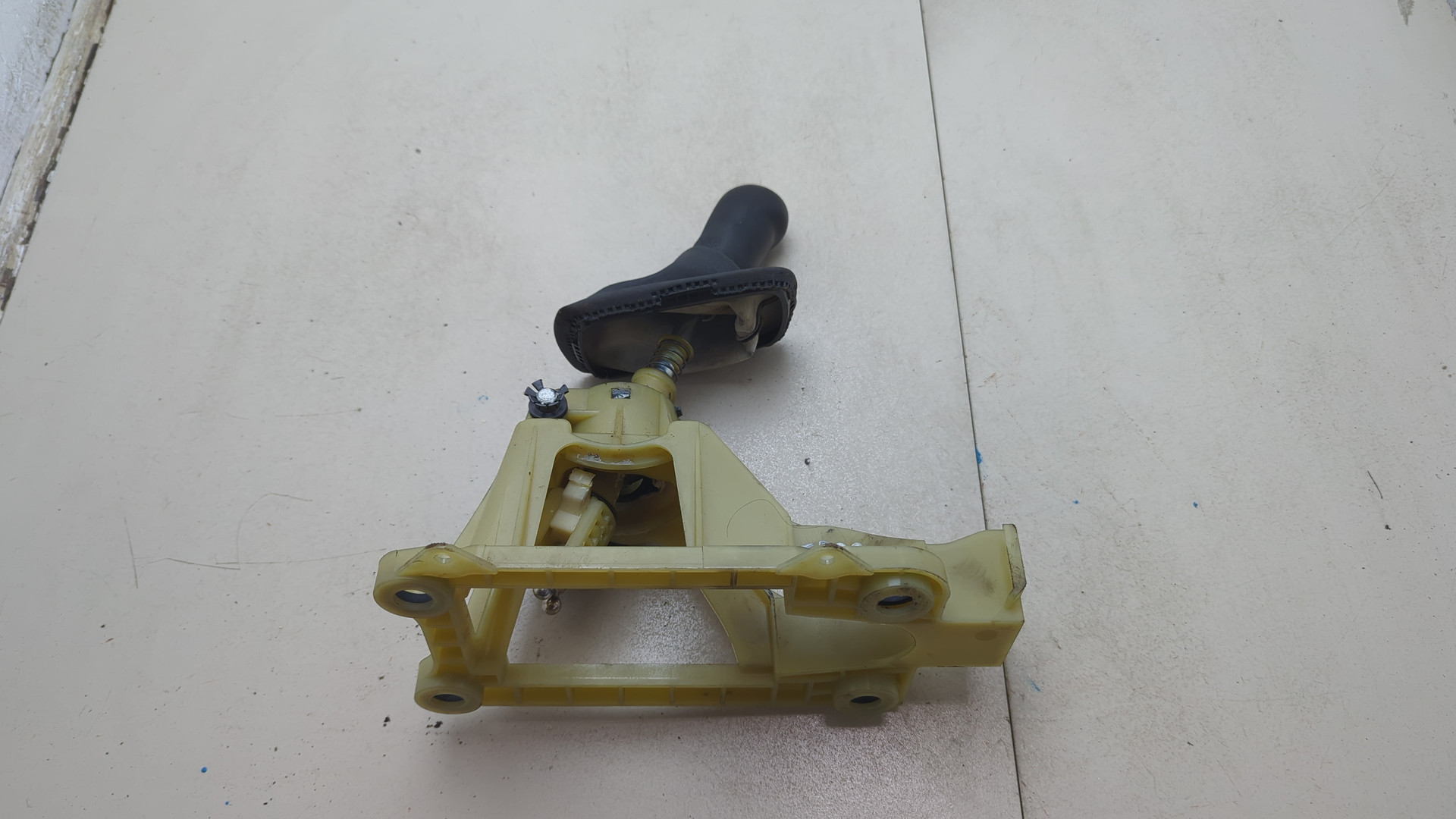 Кулиса МКПП / АКПП