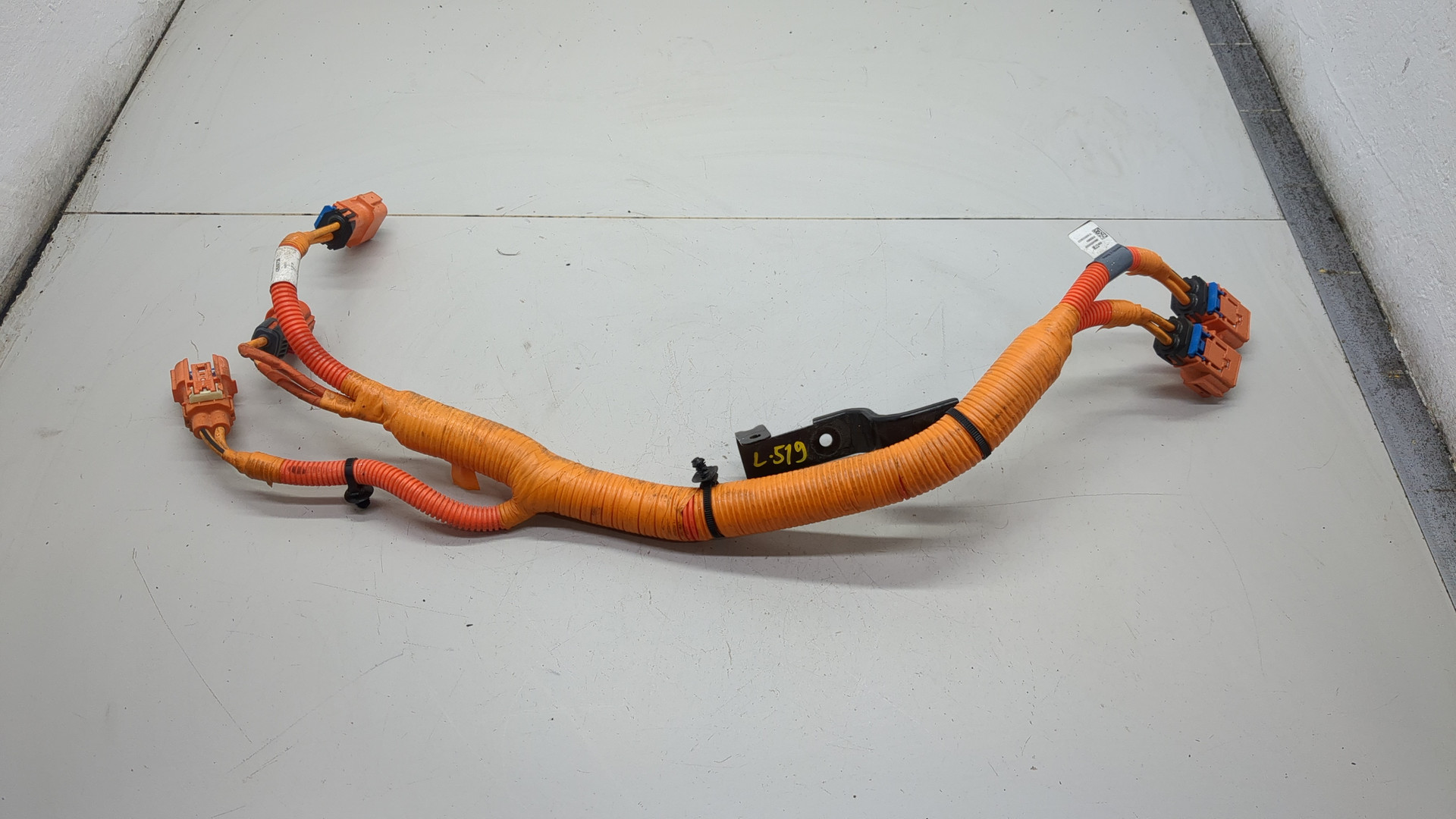 Провод высокого напряжения