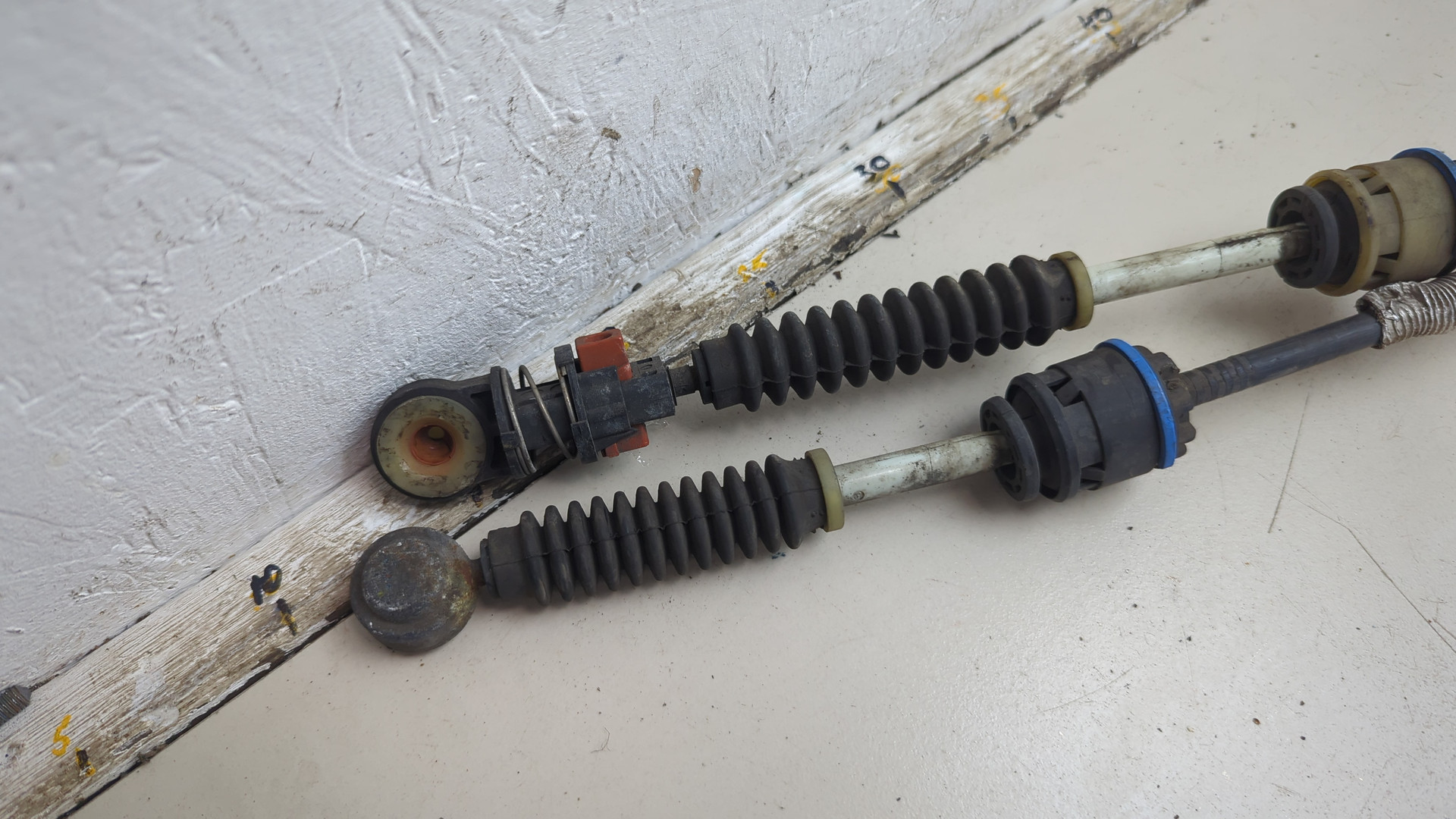 Трос КПП (выбора/переключения передач)