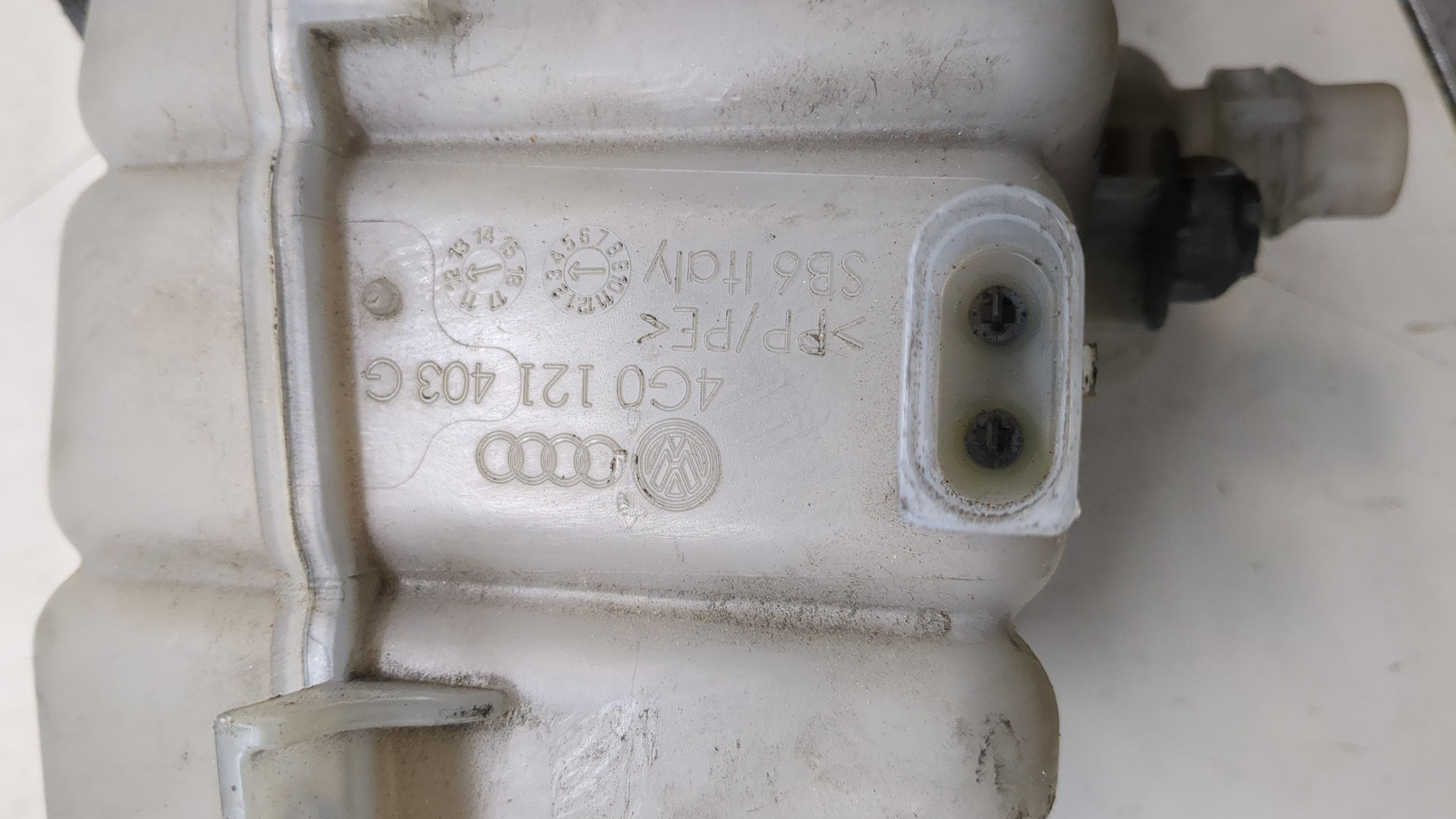 Бачок расширительный