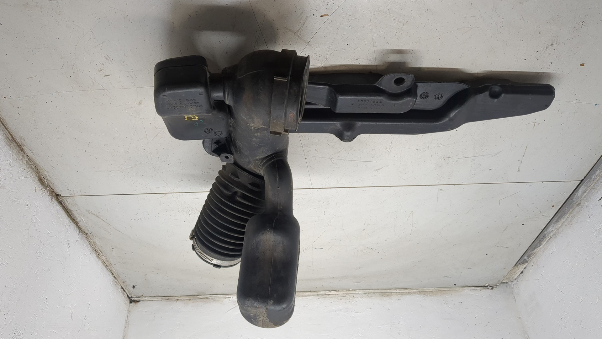 Патрубок воздушного фильтра