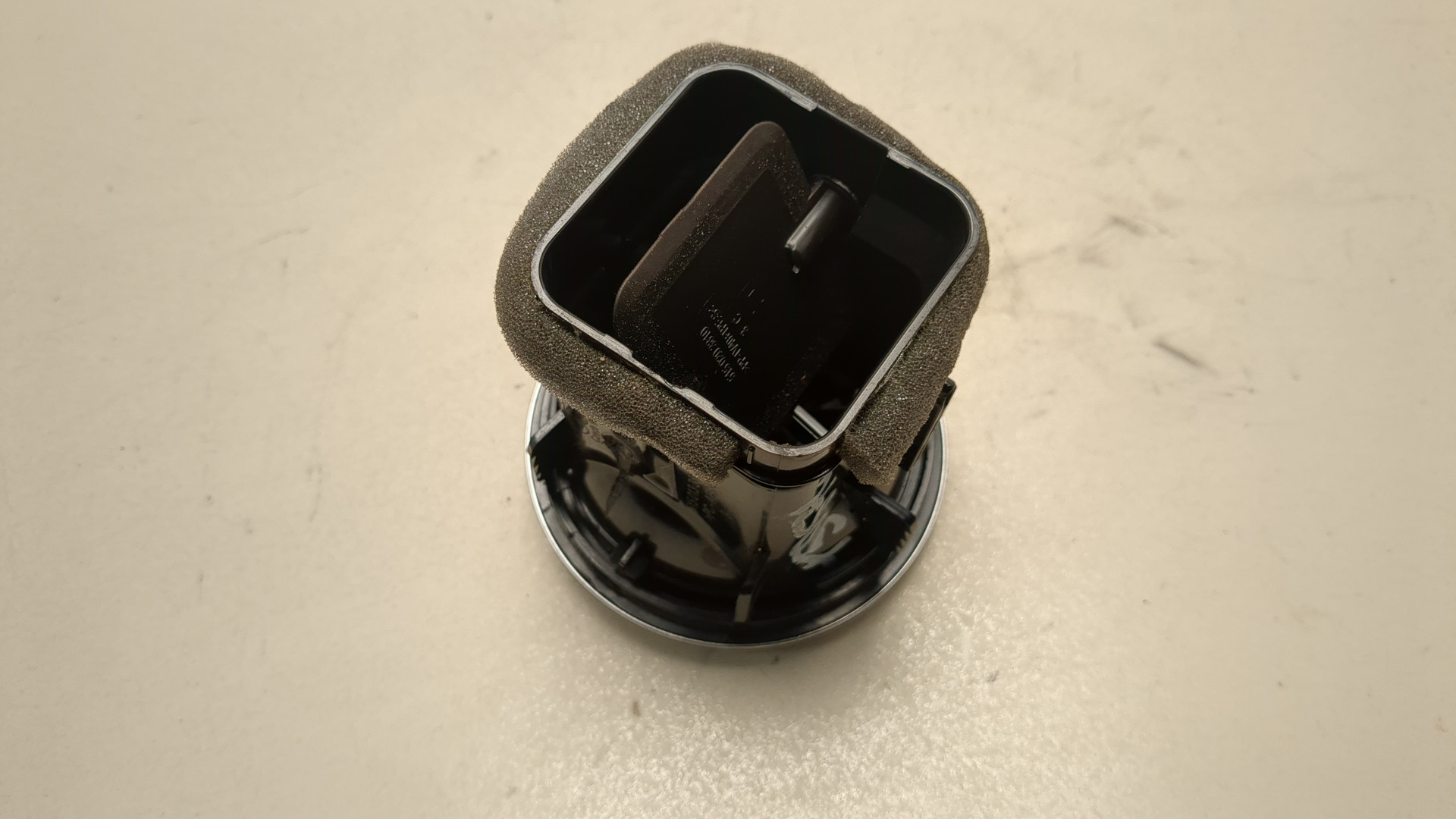 Дефлектор воздушный