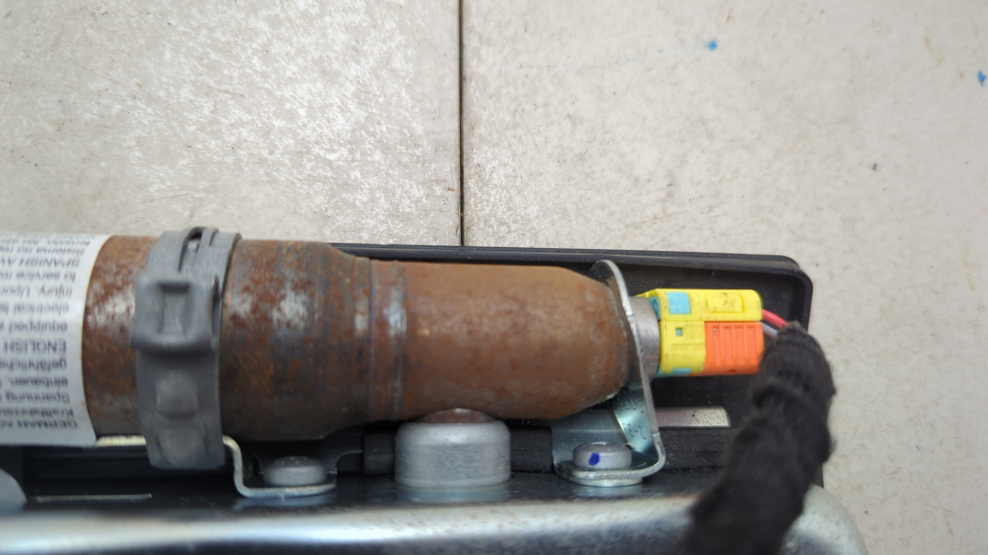 Подушка безопасности нижняя (для колен)