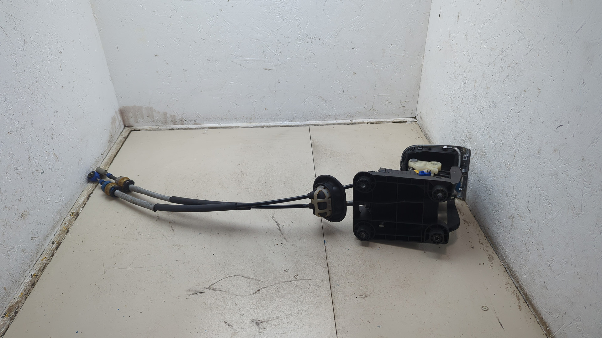 Кулиса МКПП / АКПП