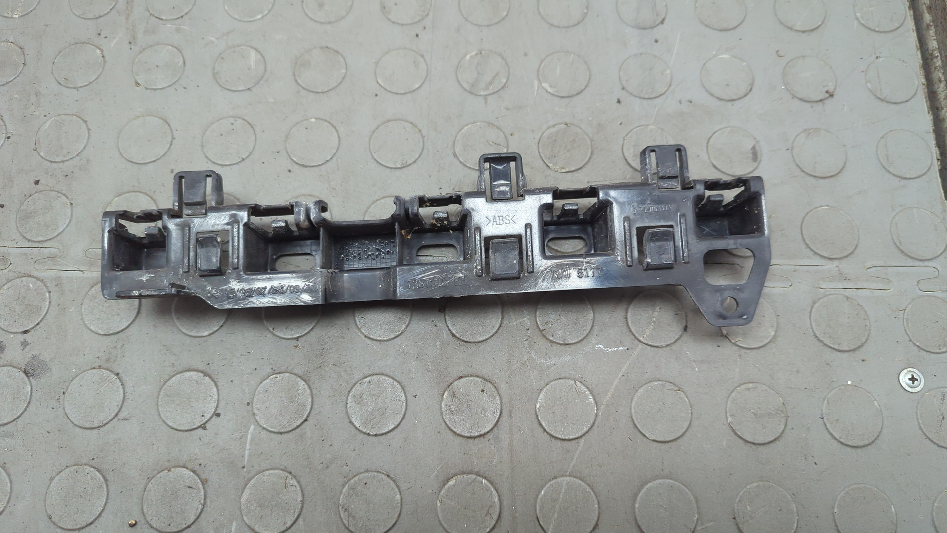 Кронштейн (сопут. товар)