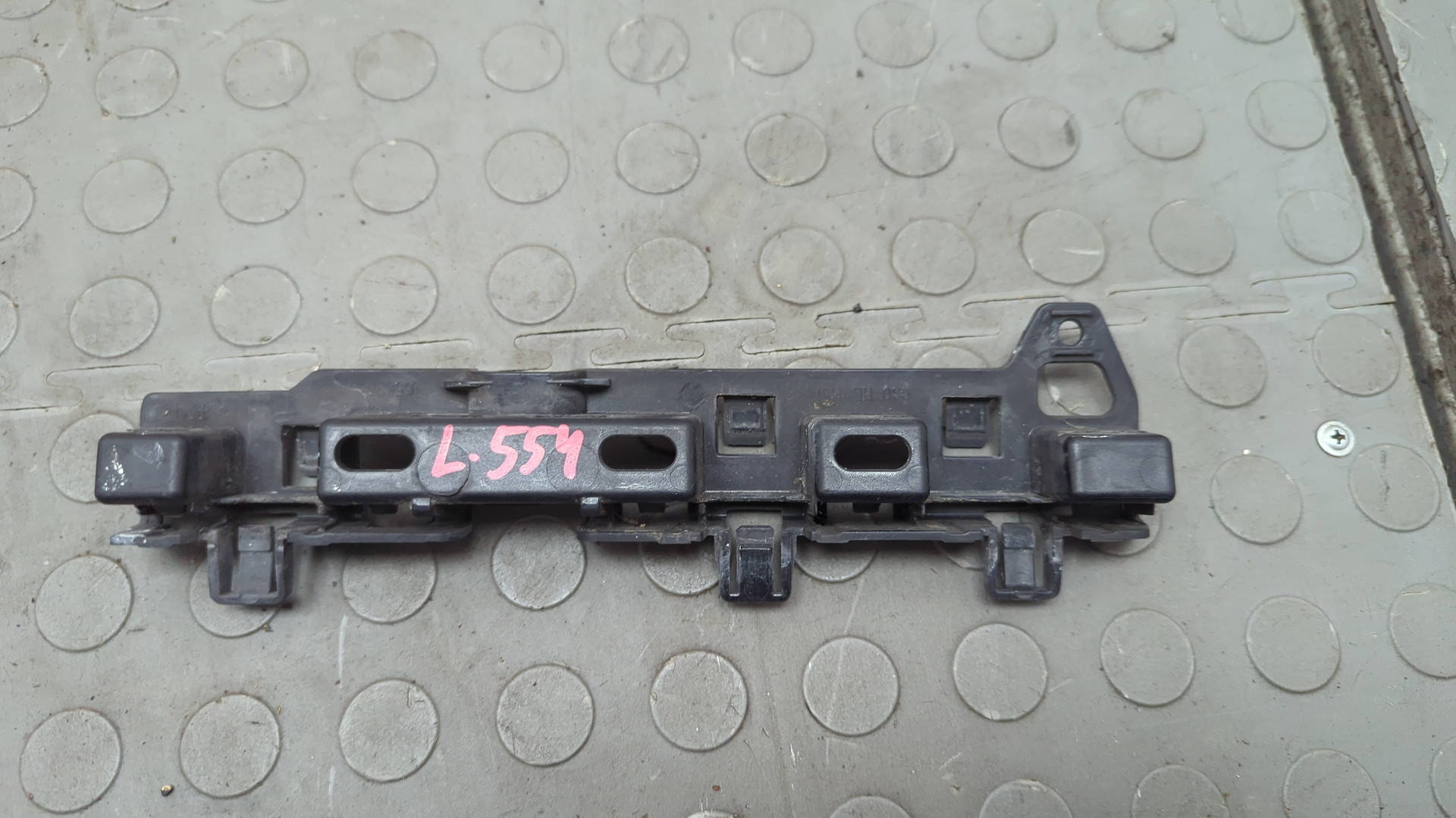 Кронштейн (сопут. товар)