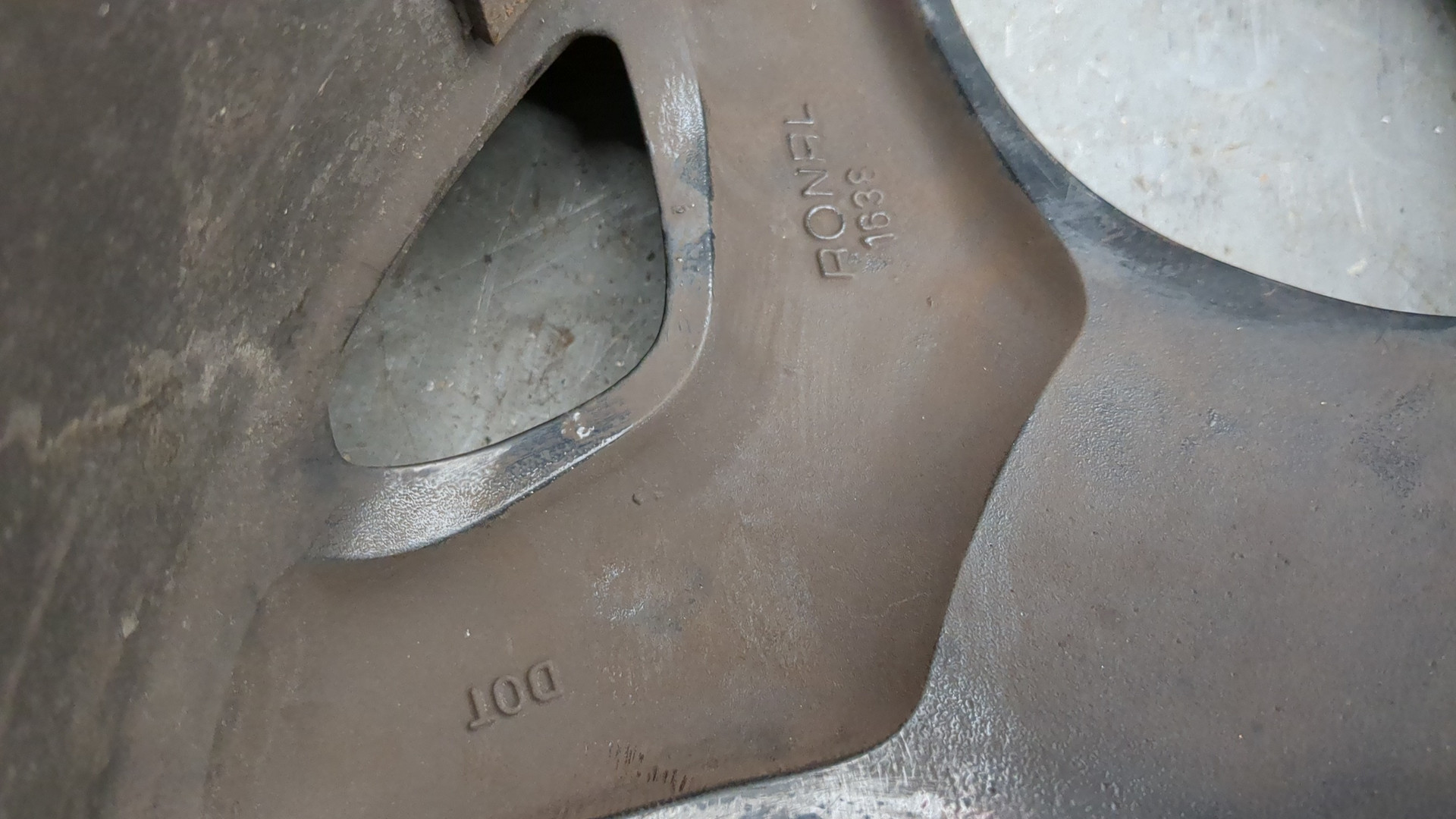 Диск колесный литой