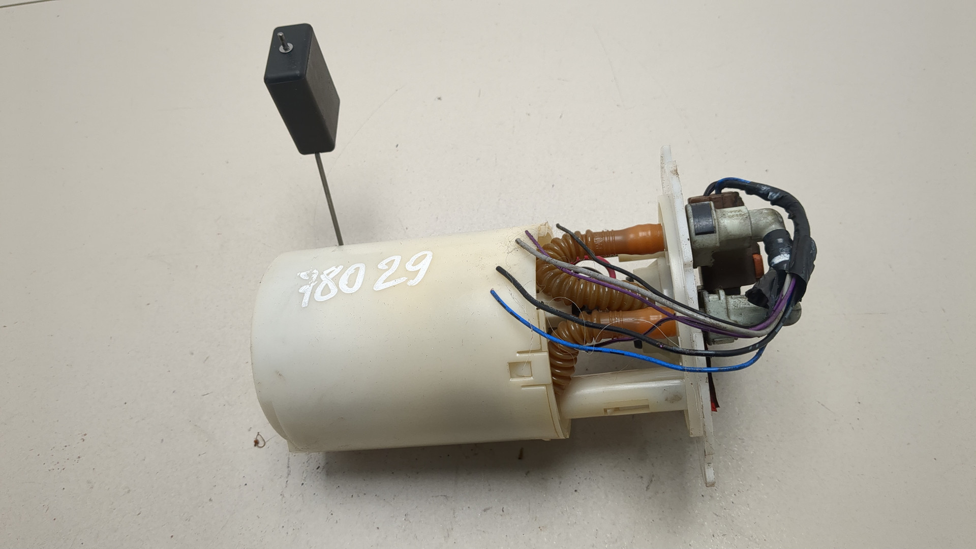 Насос топливный электрический