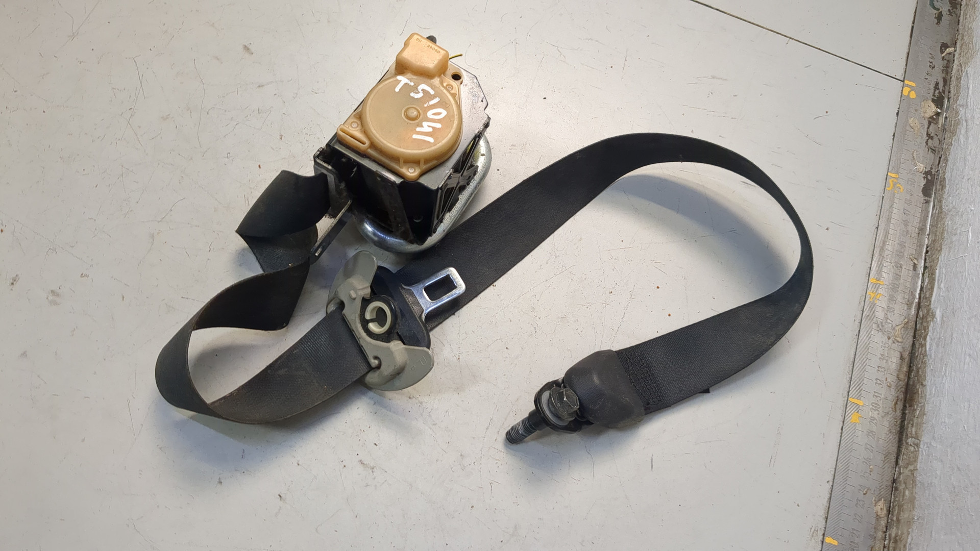 Ремень безопасности