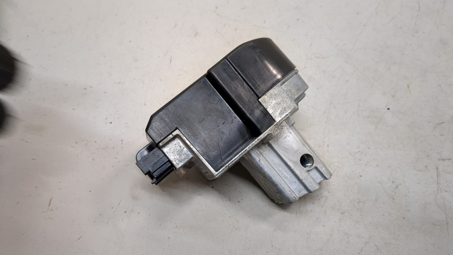 Замок рулевого управления