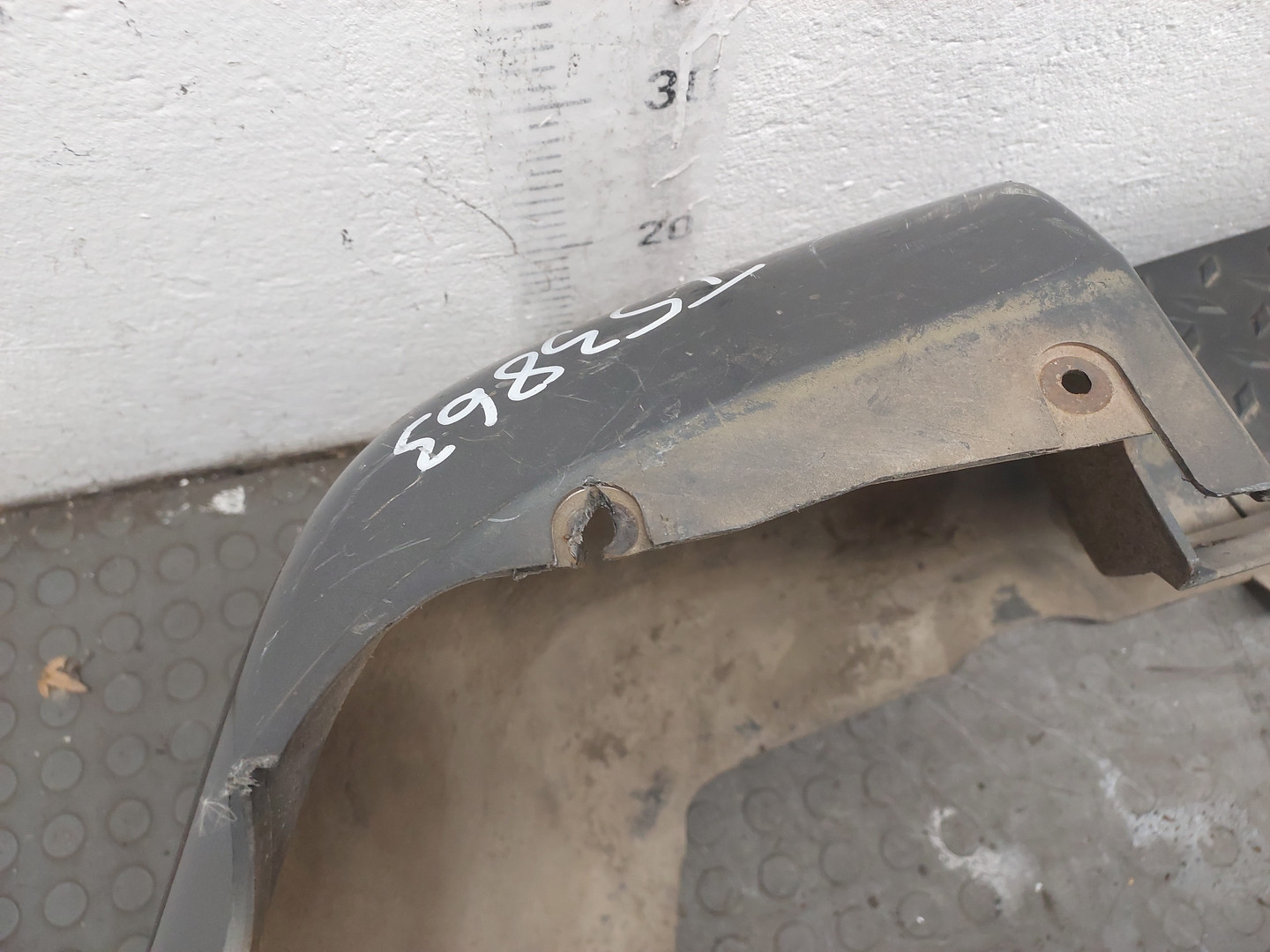 Бампер задний