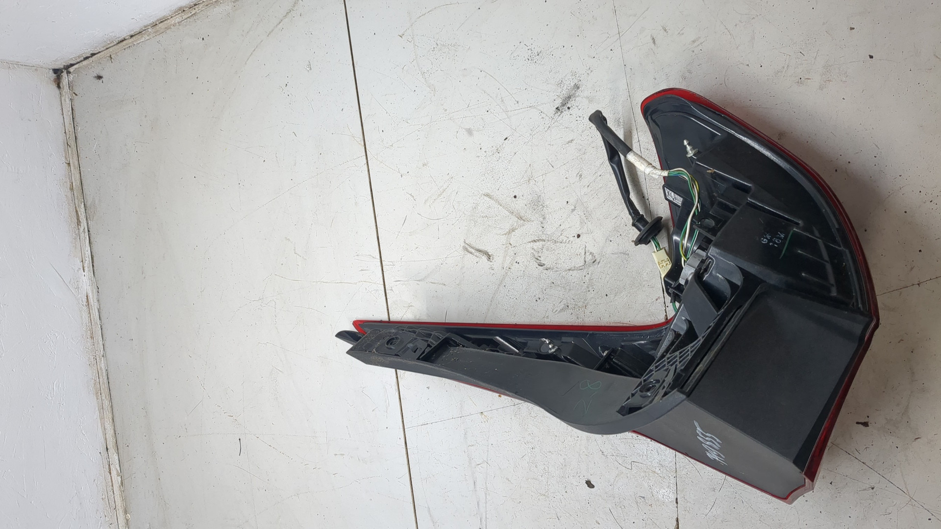 Фонарь задний левый