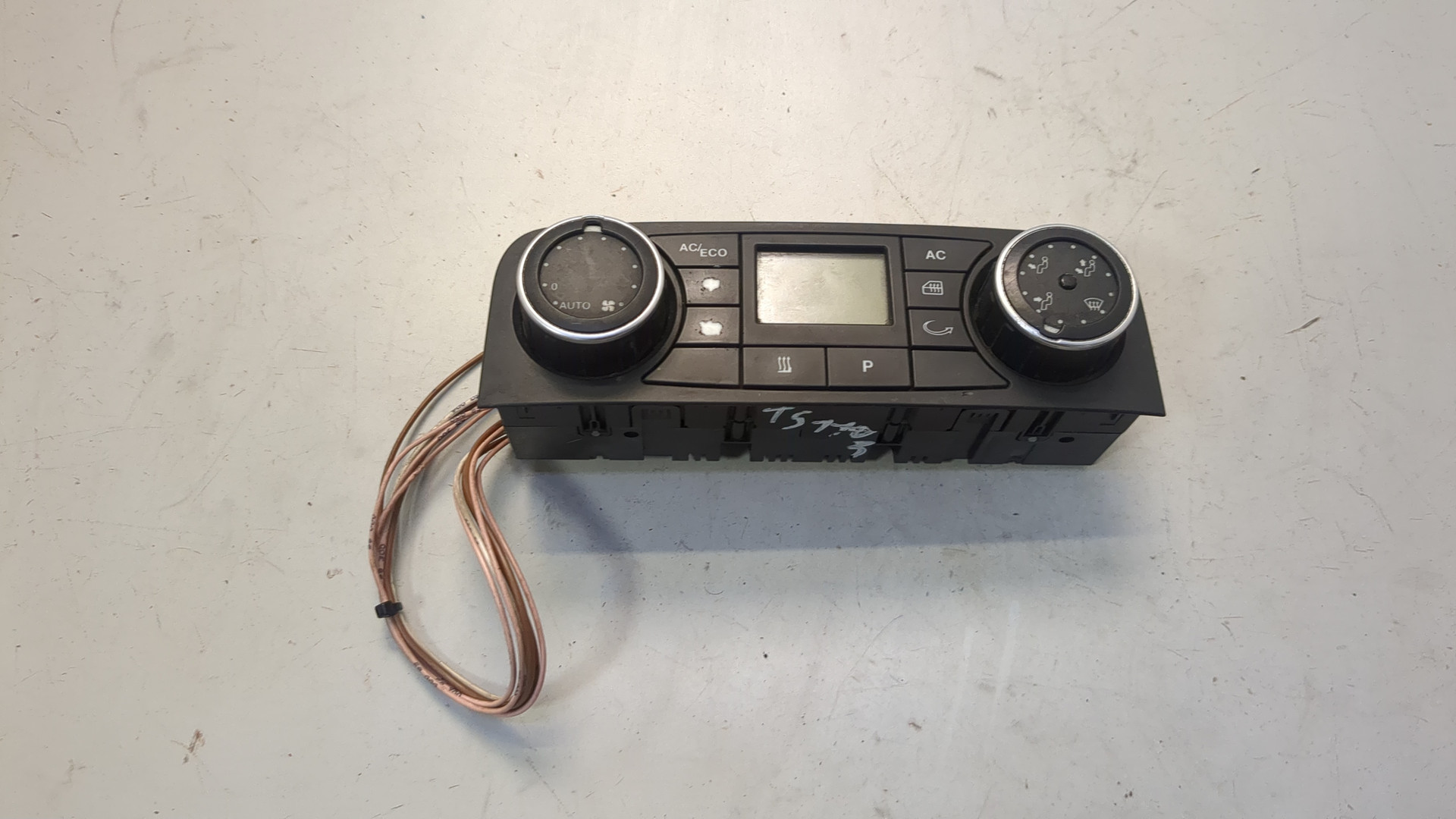 Переключатель отопителя