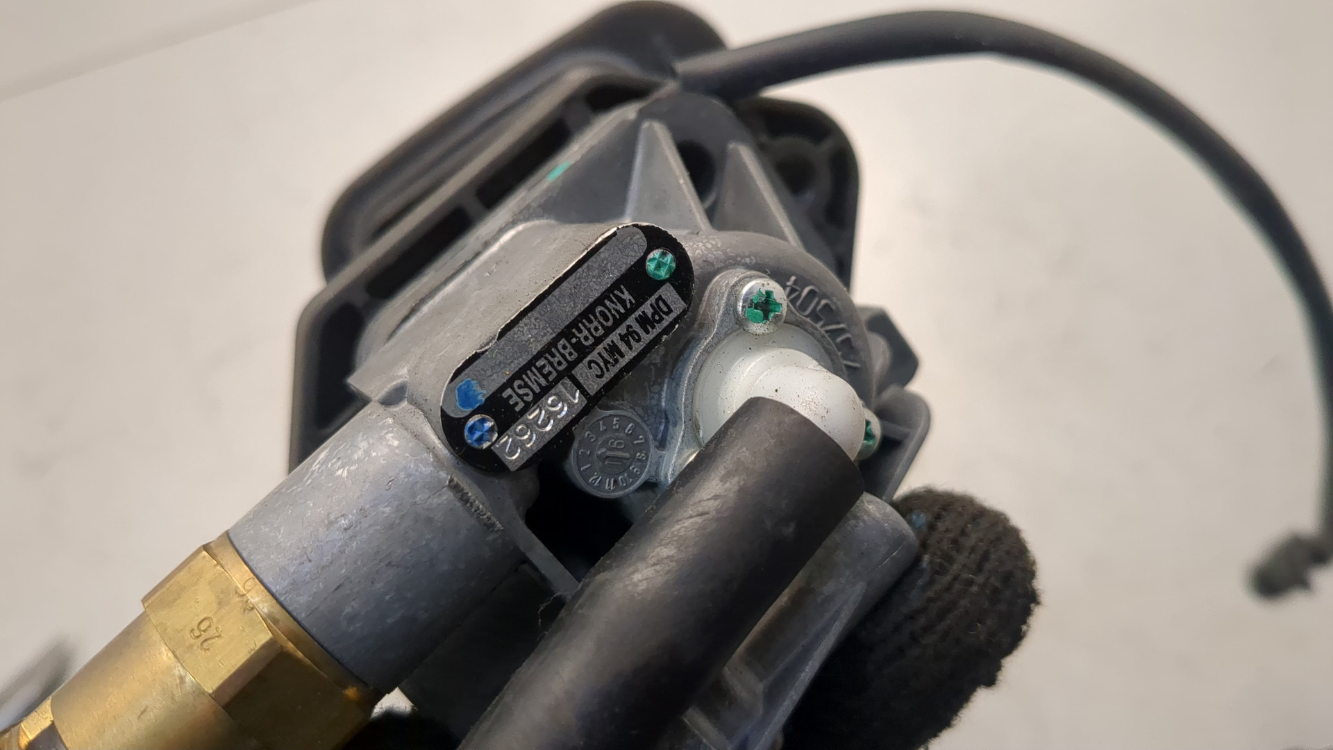 Рычаг стояночного тормоза