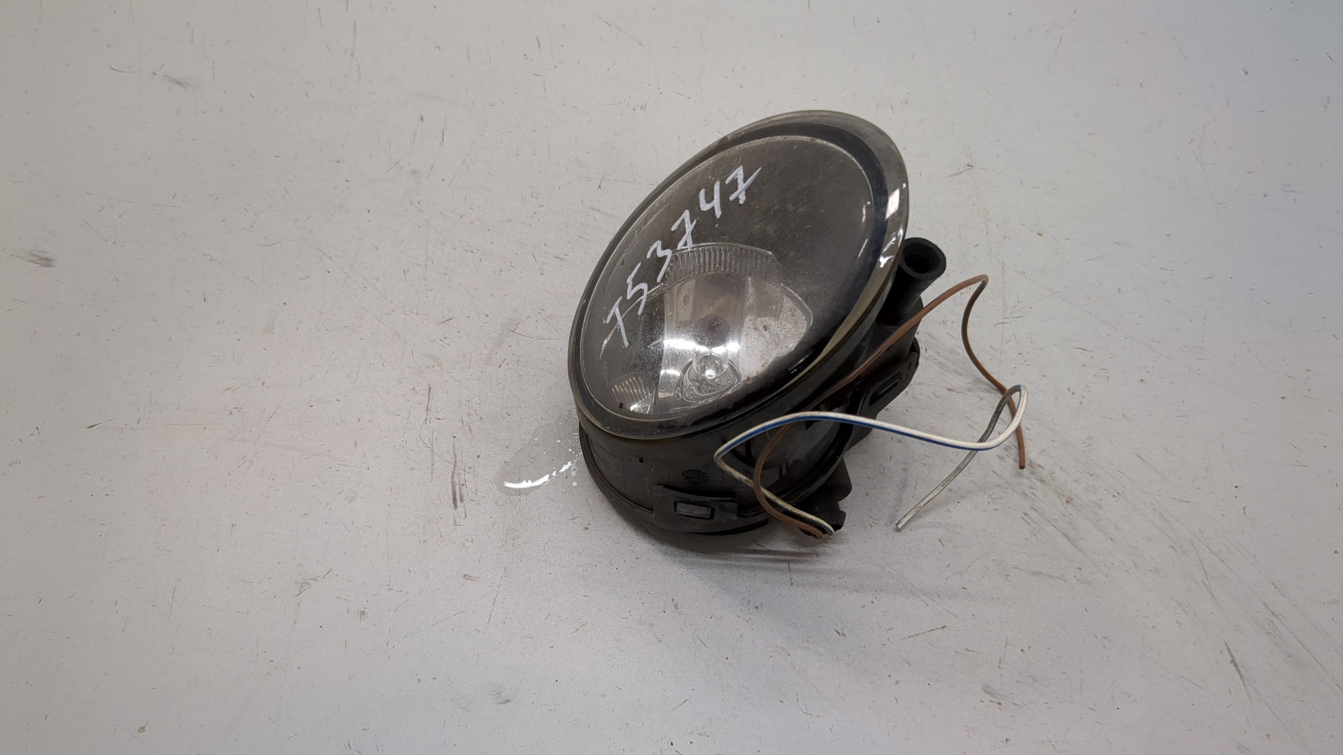 Фара противотуманная правая