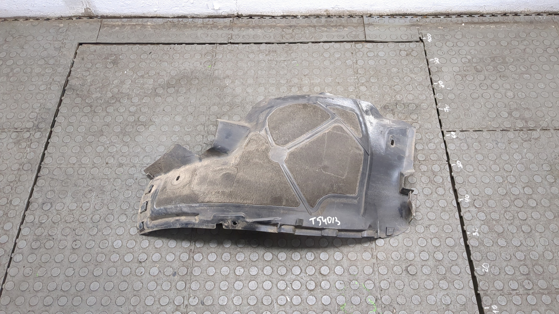 Локер передний левый