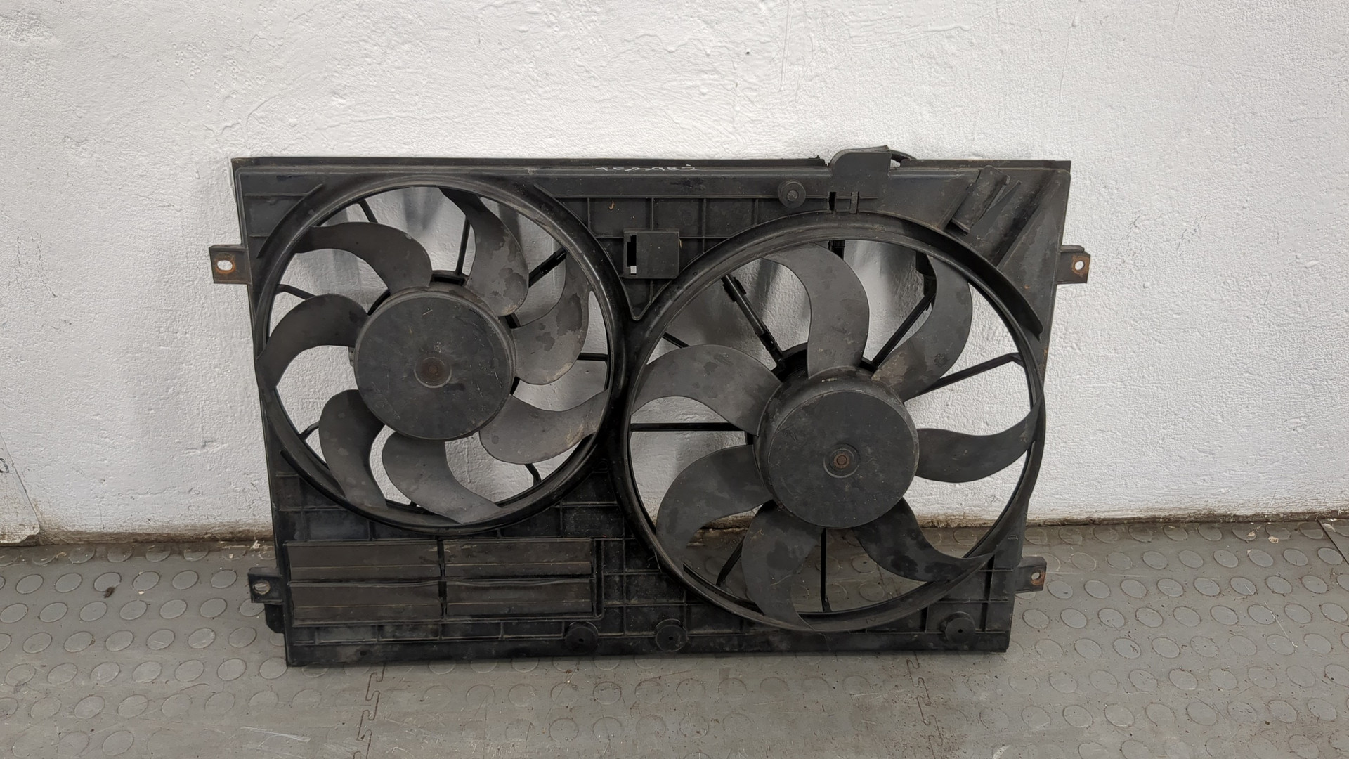 Вентилятор радиатора