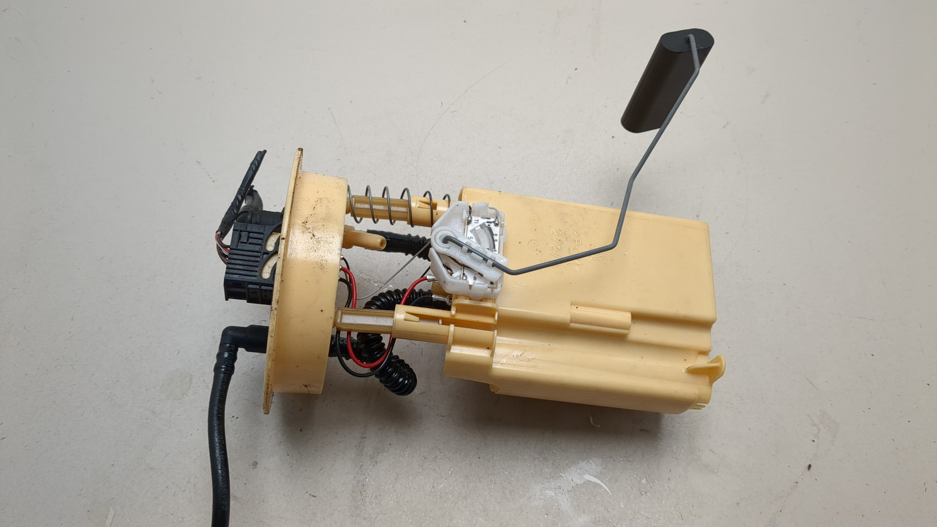 Насос топливный электрический