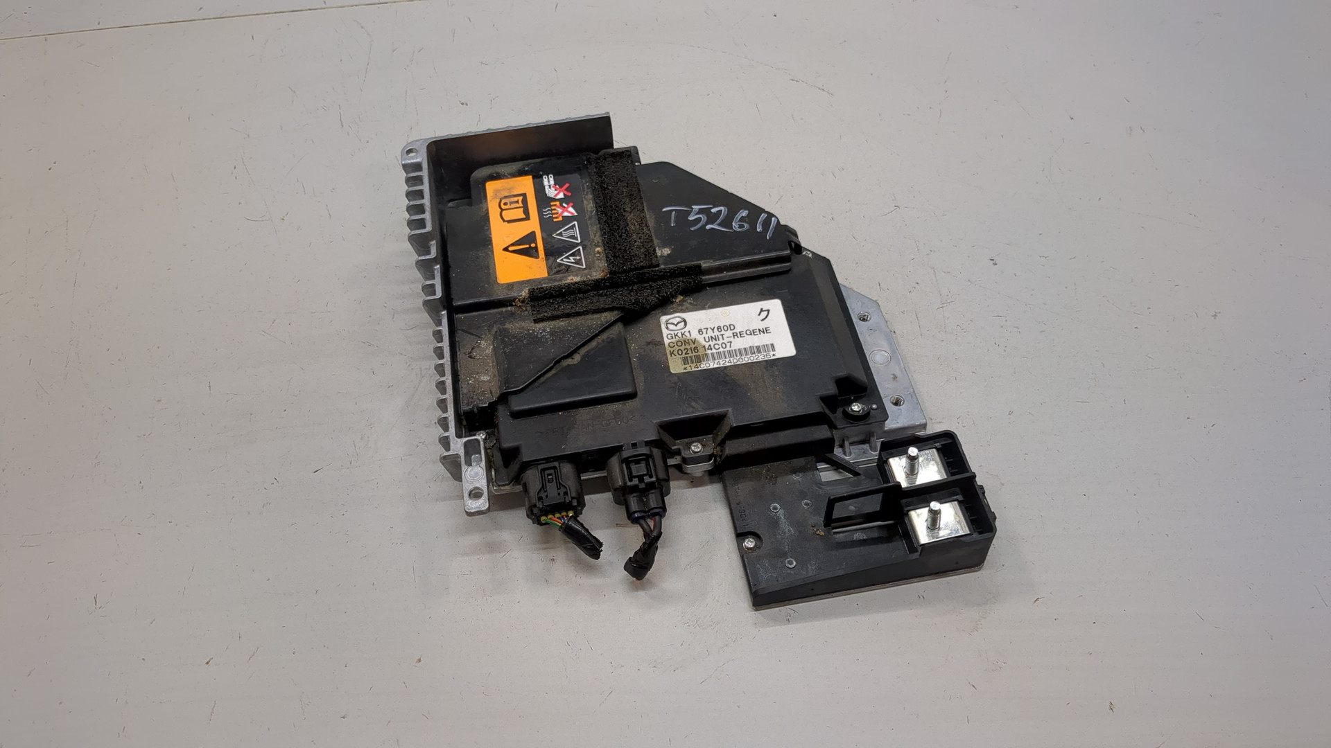 Преобразователь напряжения (адаптер)