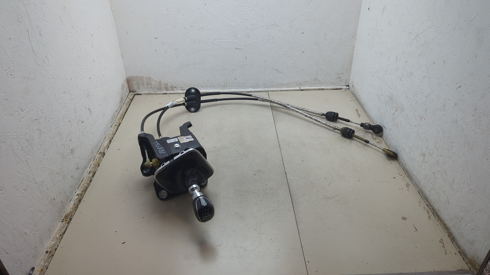 Кулиса МКПП / АКПП