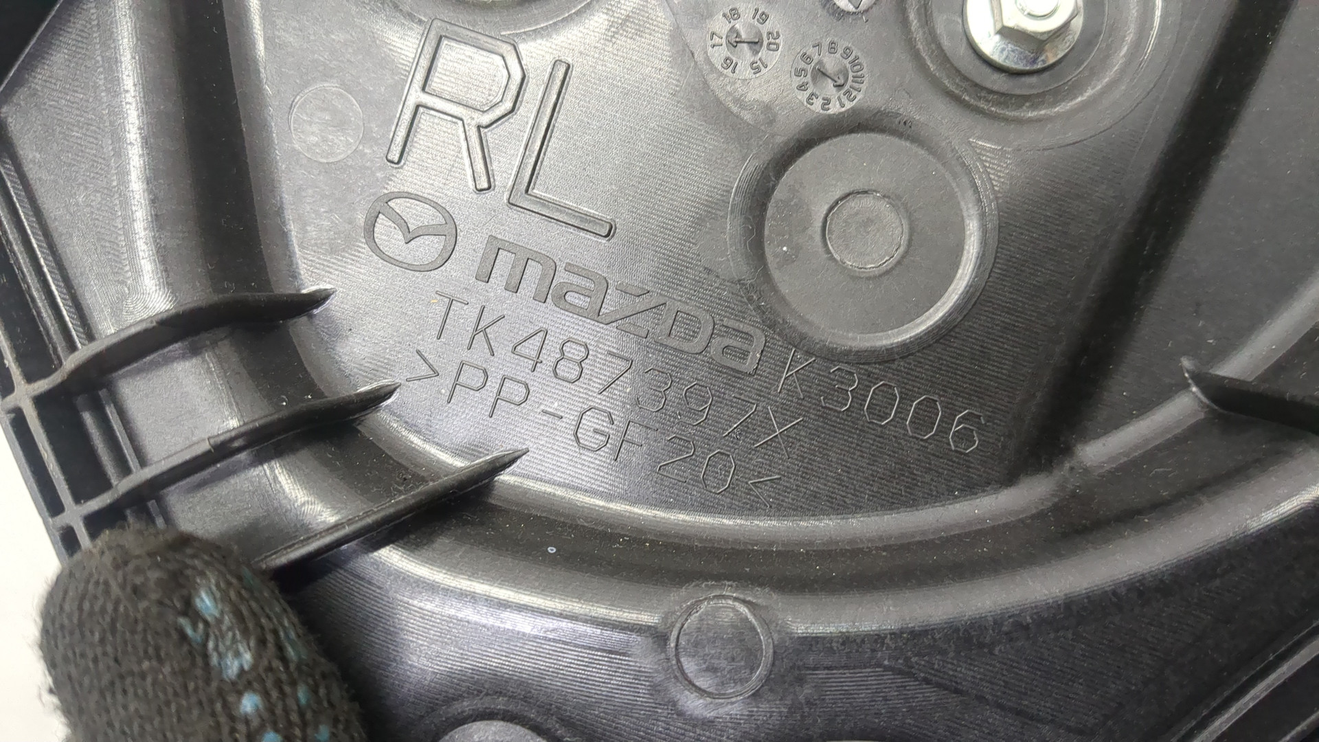 Стеклоподъемник электр. задний левый