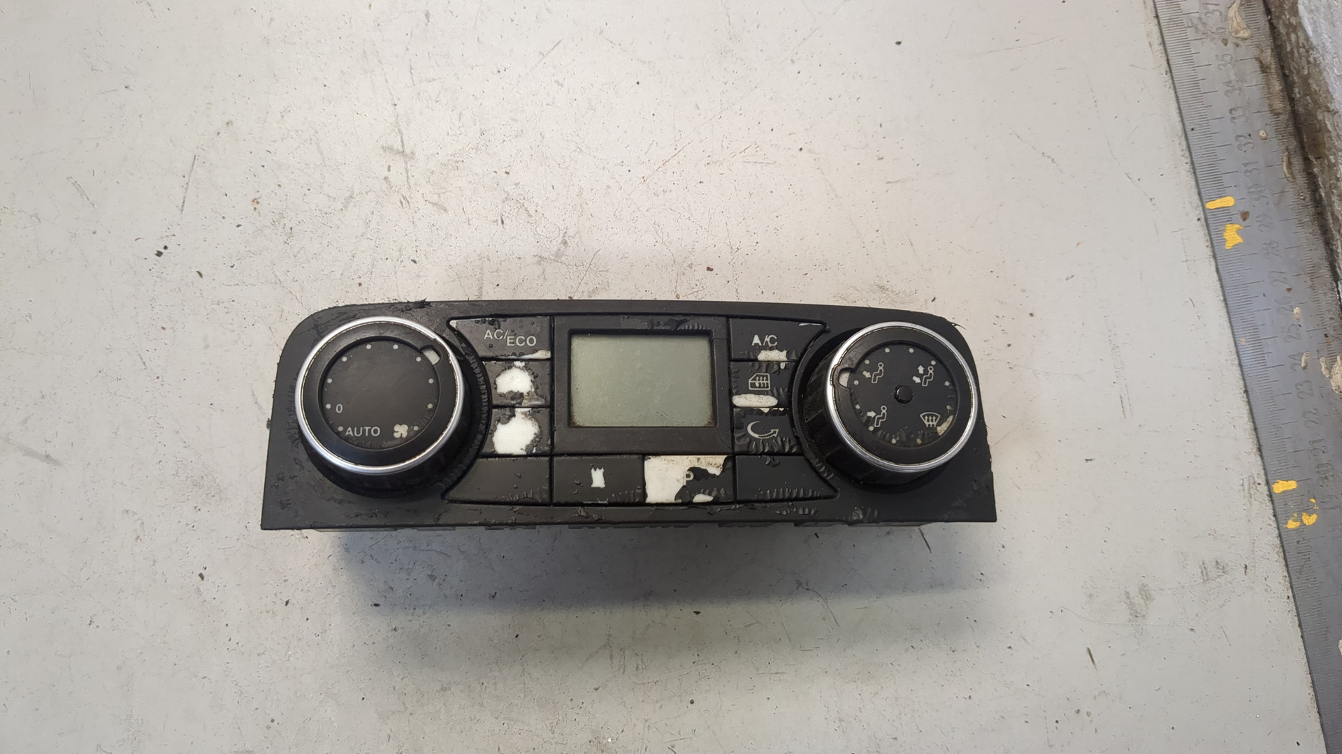 Переключатель отопителя