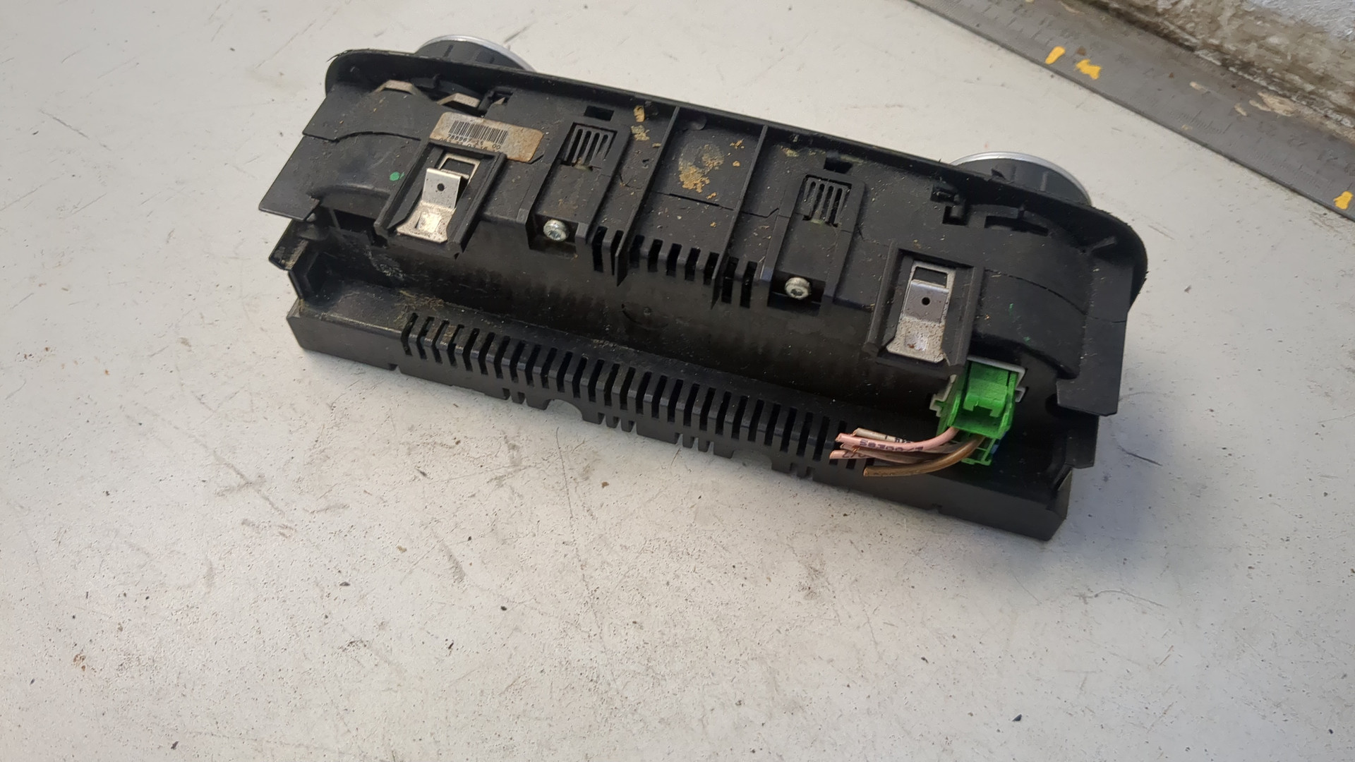 Переключатель отопителя