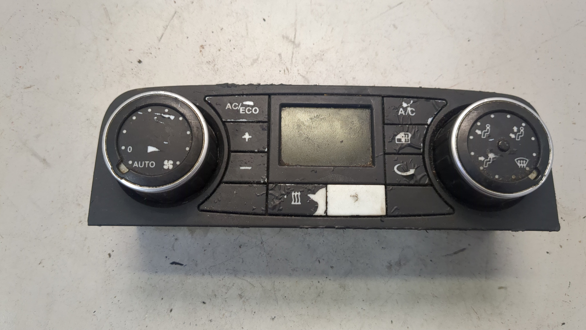 Переключатель отопителя