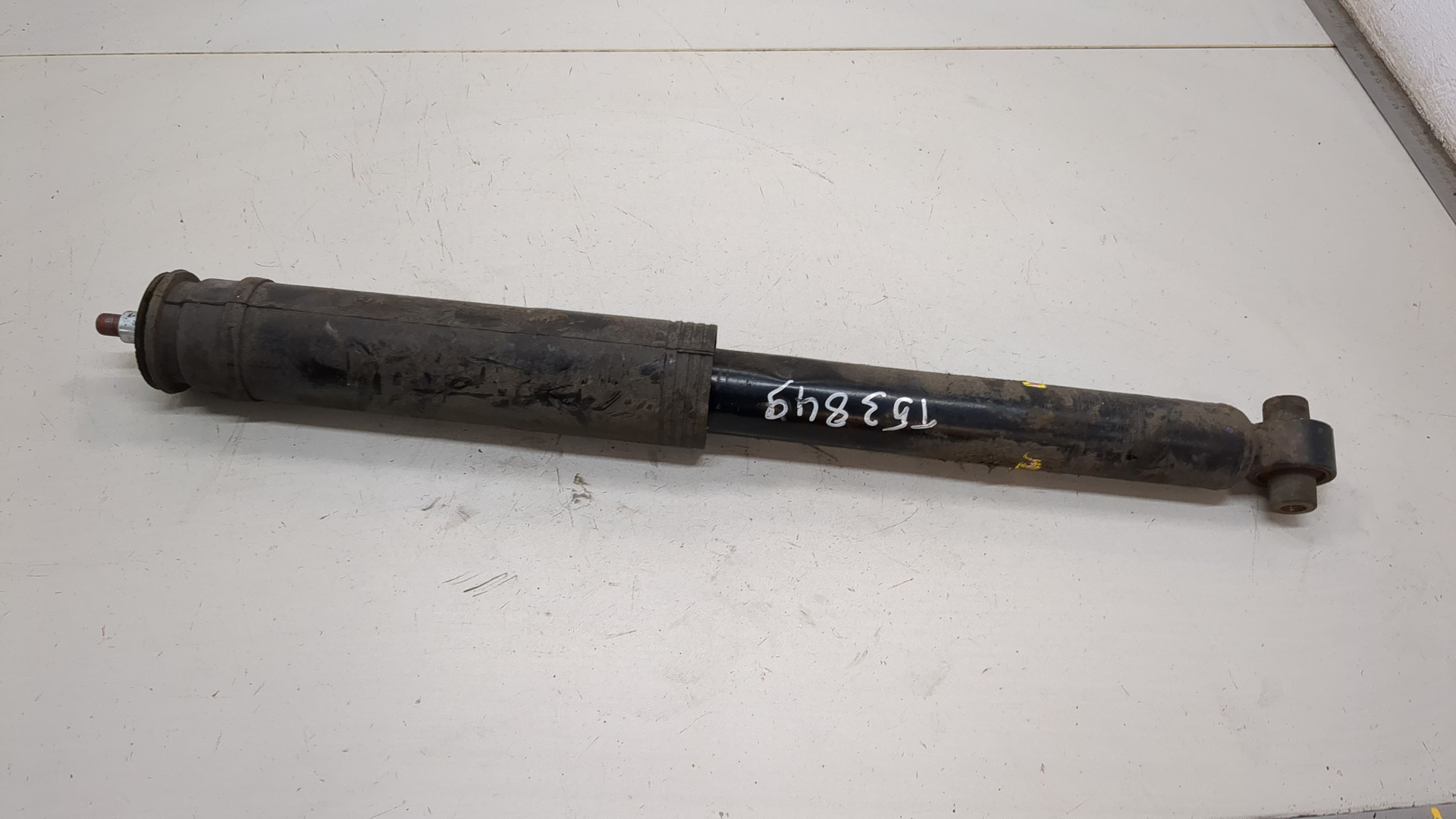 Амортизатор задний (стойка)