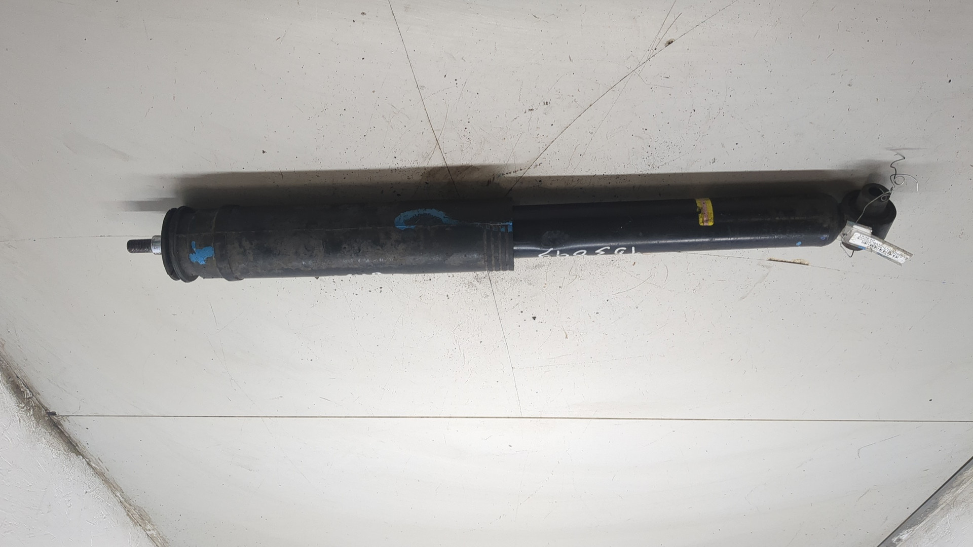 Амортизатор задний (стойка)