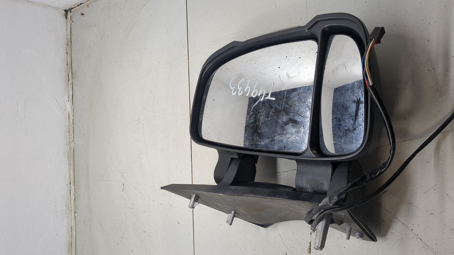 Зеркало правое электрическое