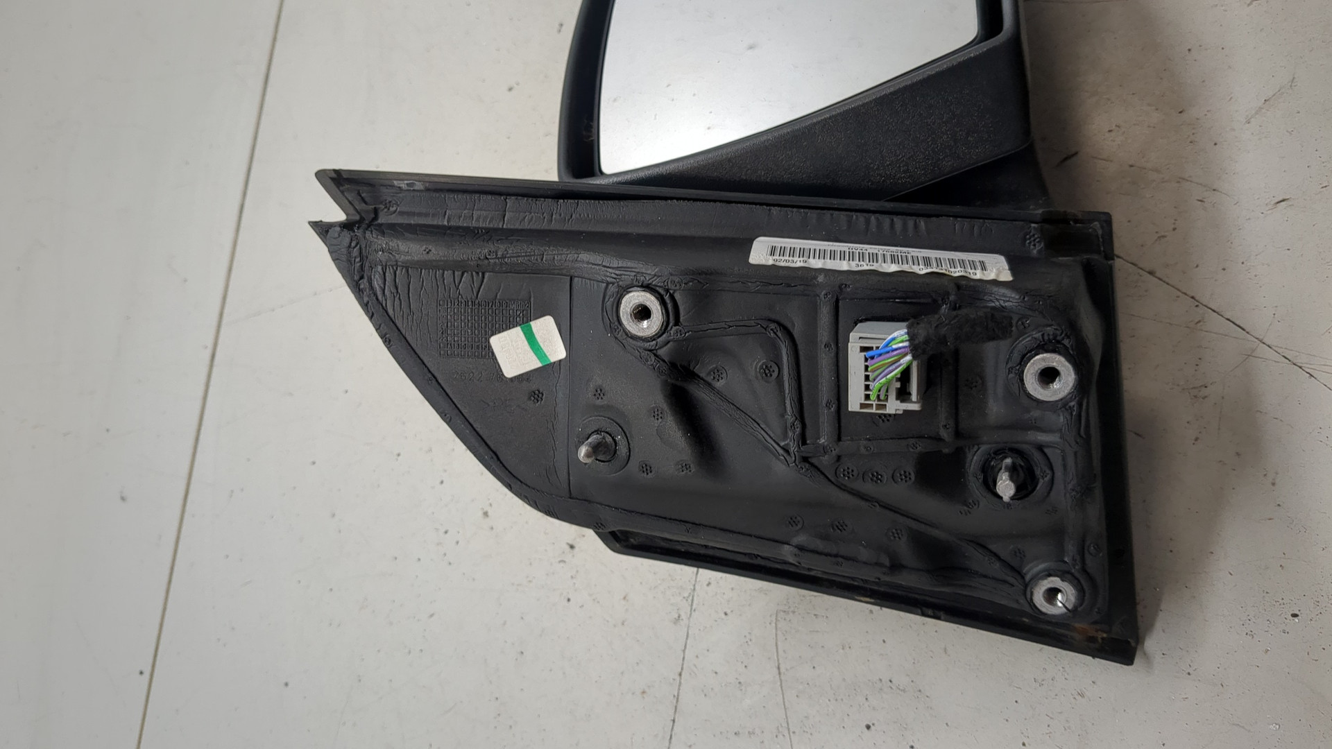 Зеркало правое электрическое