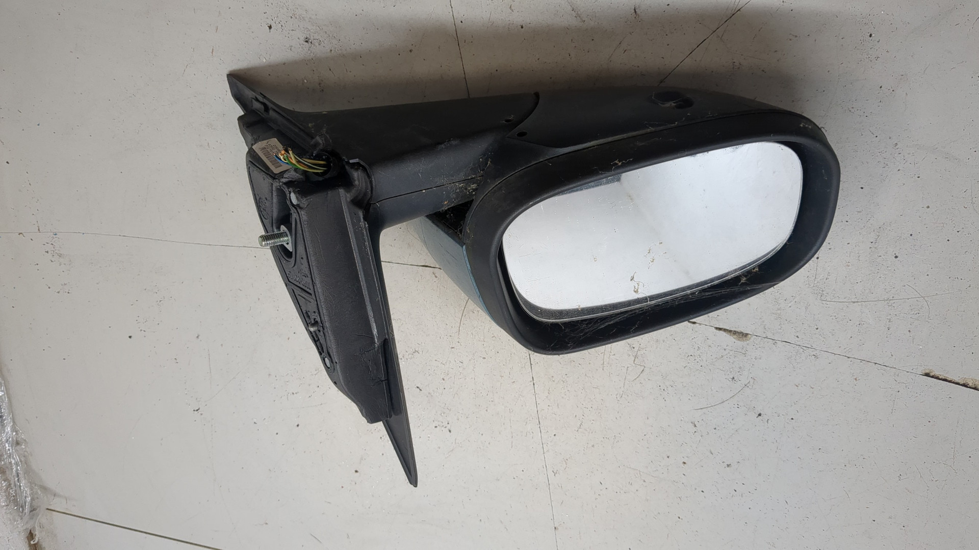 Зеркало левое электрическое