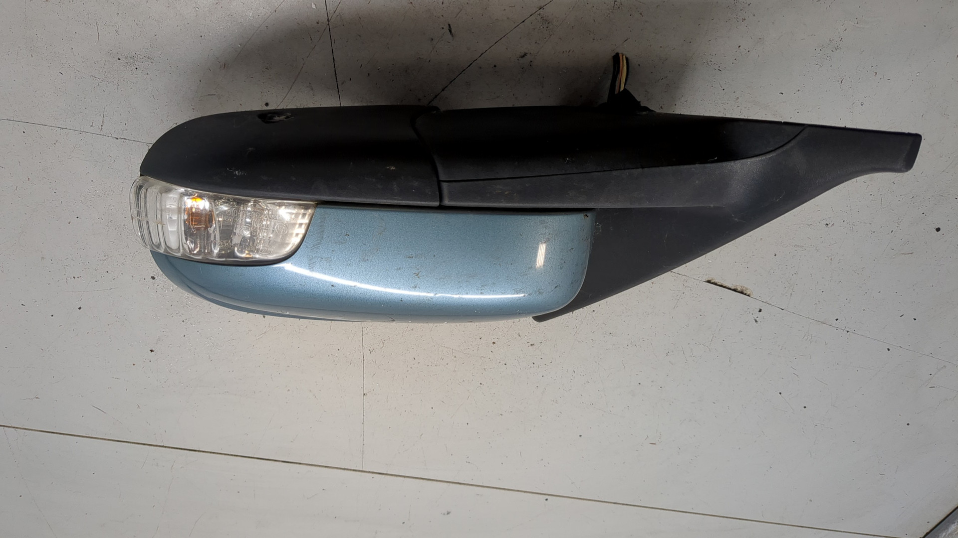 Зеркало левое электрическое