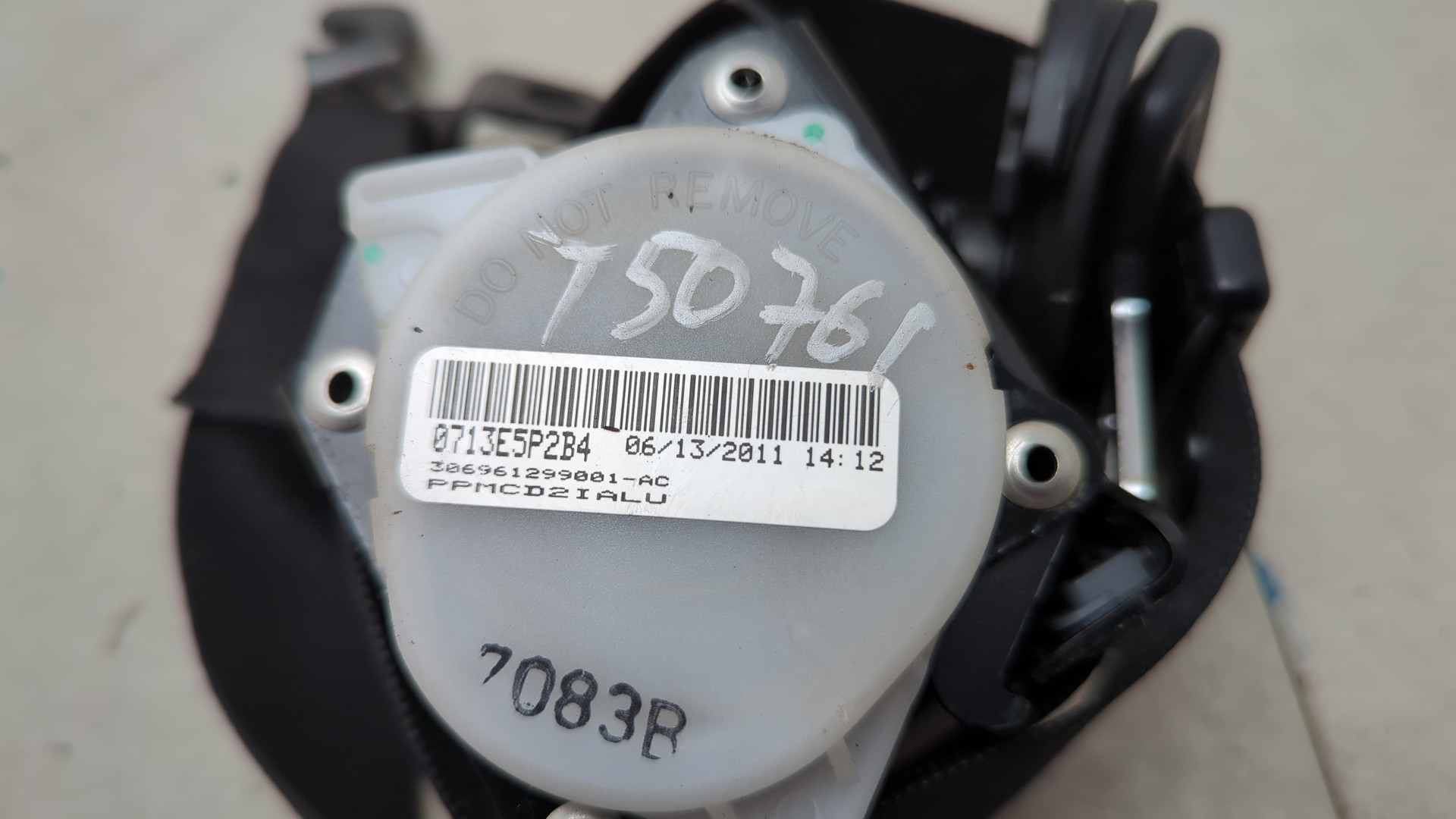 Ремень безопасности