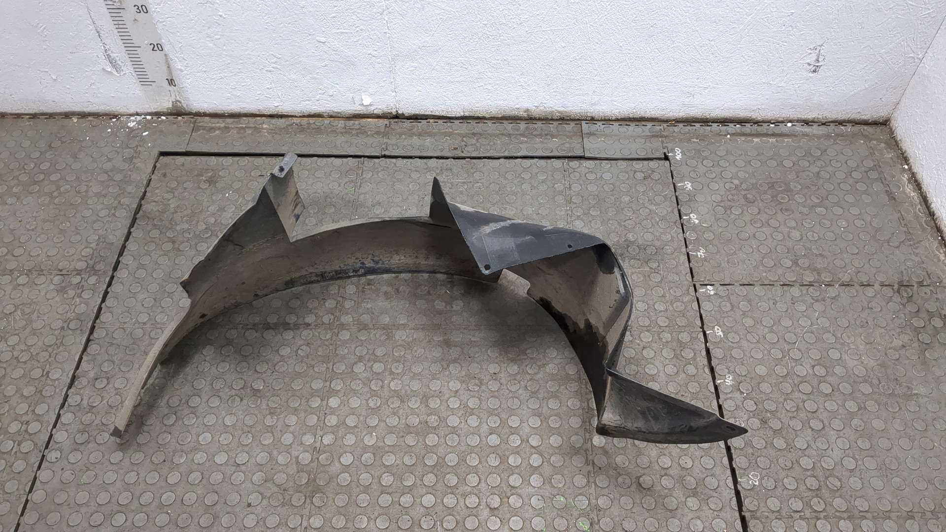 Локер передний левый