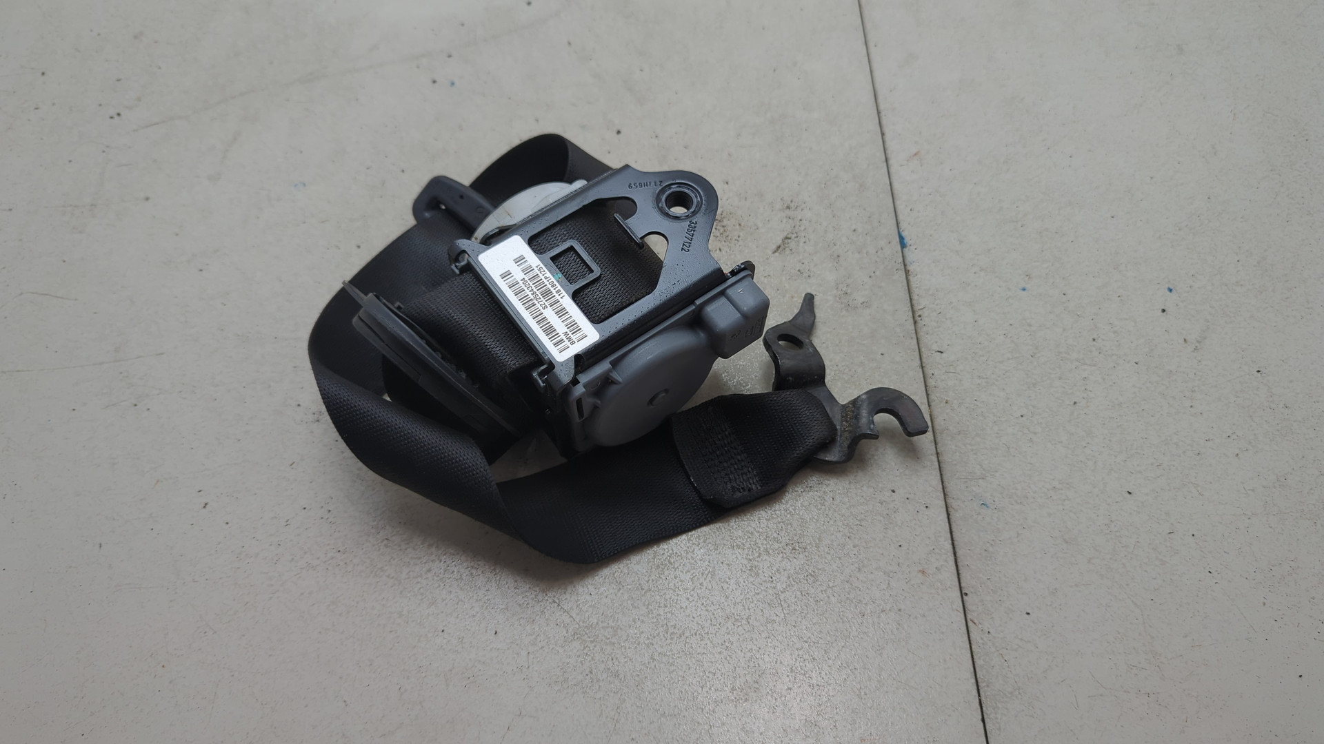 Ремень безопасности