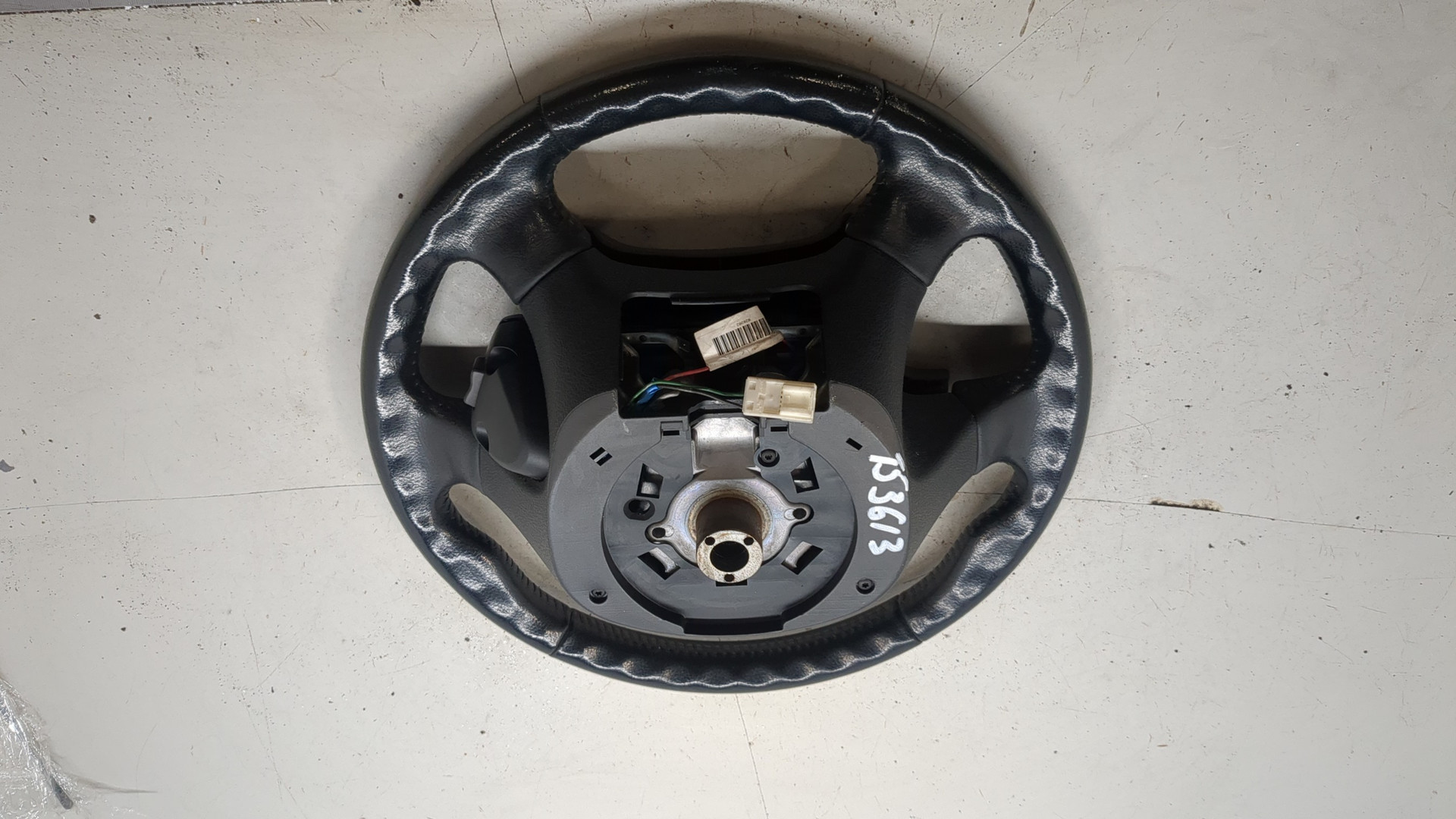 Рулевое колесо (руль)