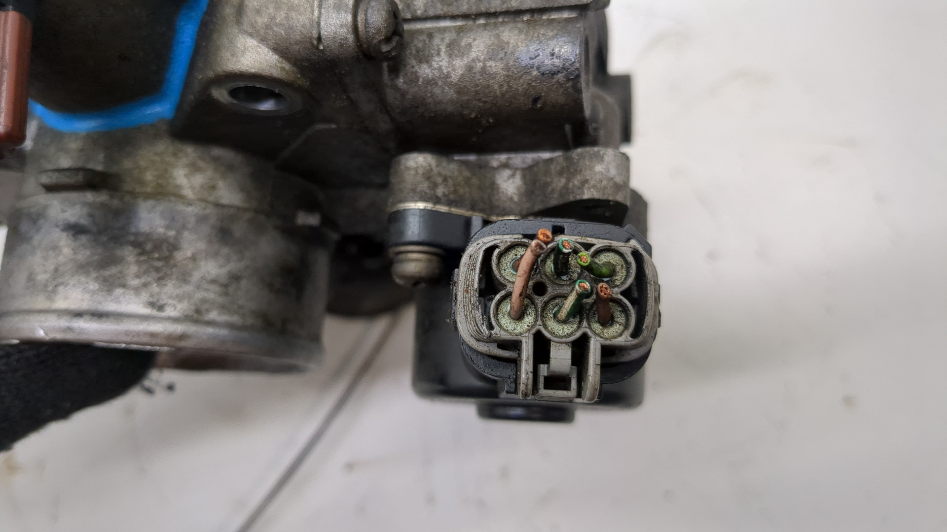 Заслонка дроссельная электрическая