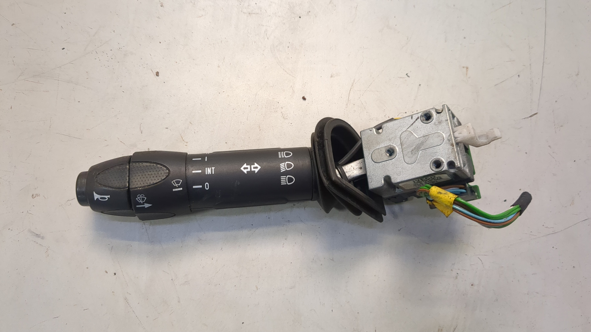 Переключатель подрулевой